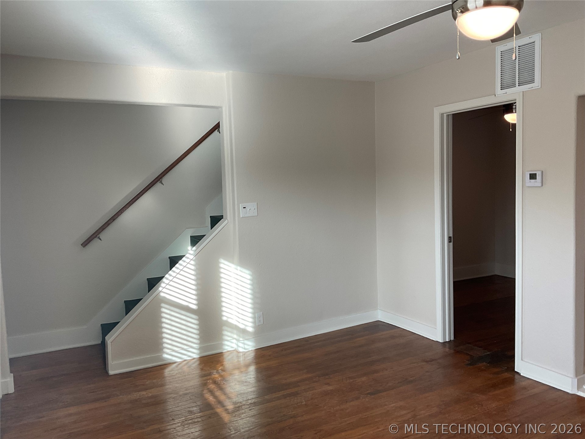 1349 E 6th Street Property Photo 5