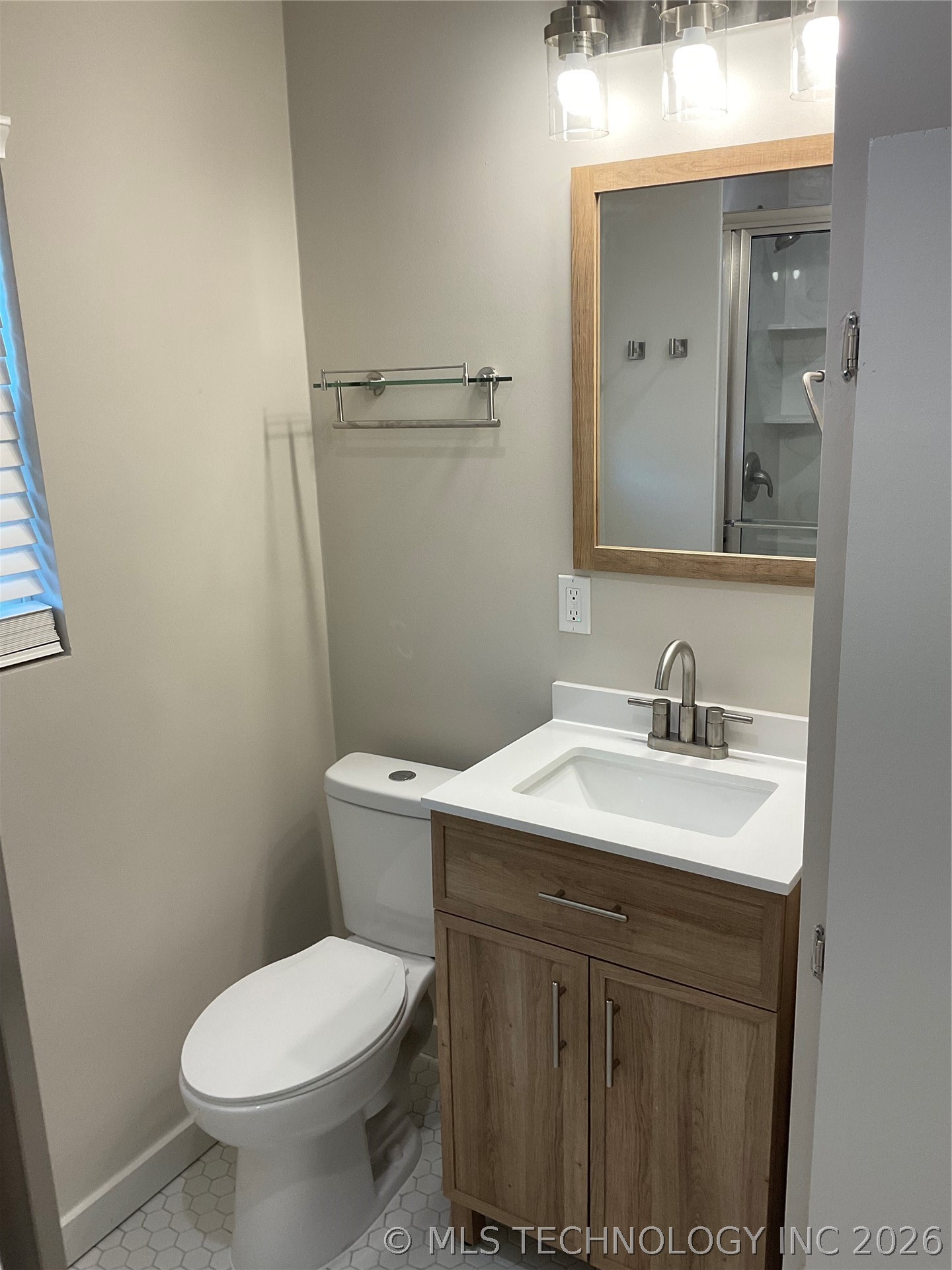 1349 E 6th Street Property Photo 14