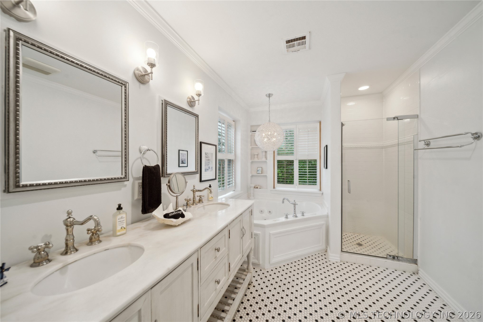 2252 S Troost Avenue Property Photo 32