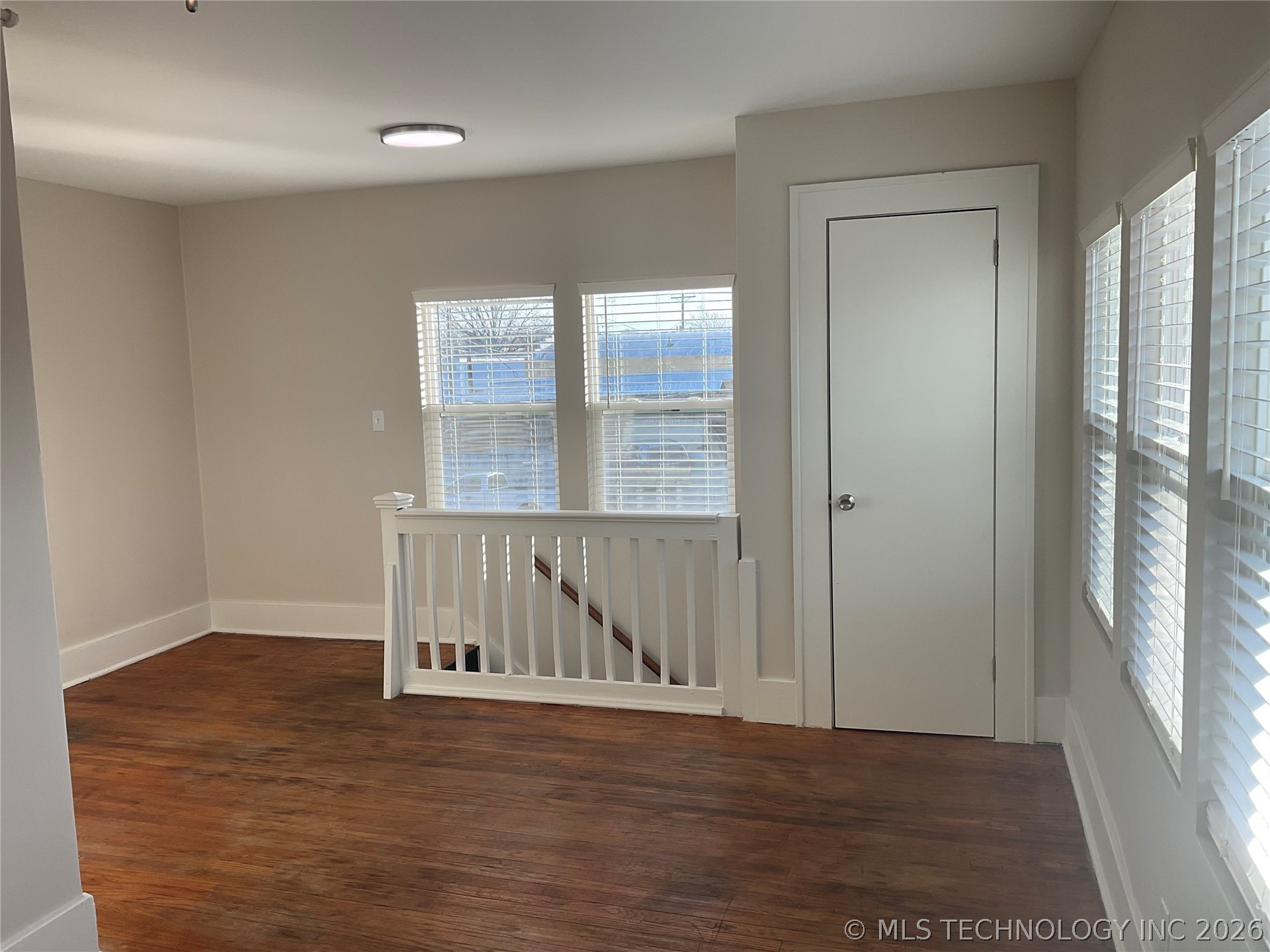 1351 E 6th Street Property Photo 13