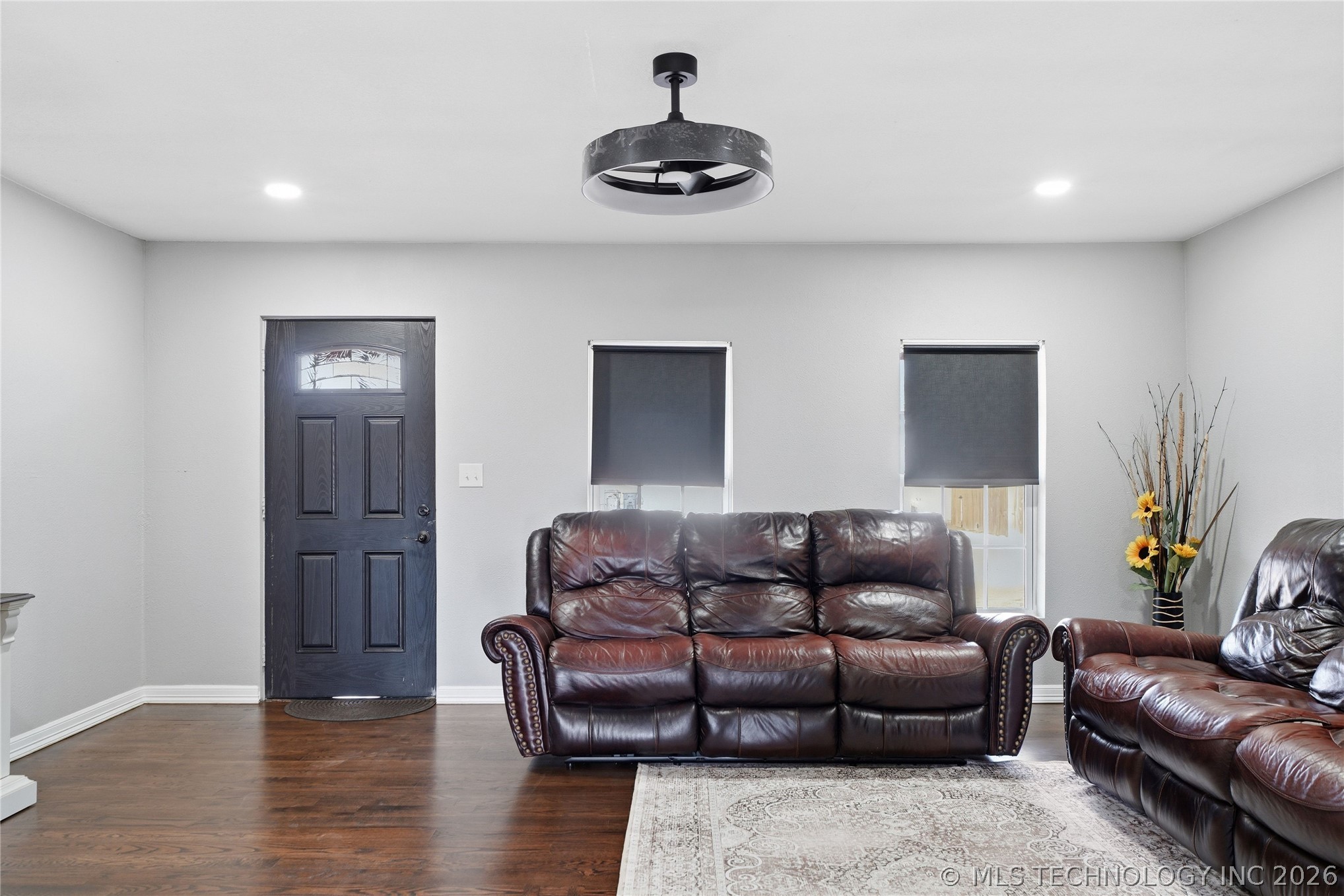 204 E J Street Property Photo 11