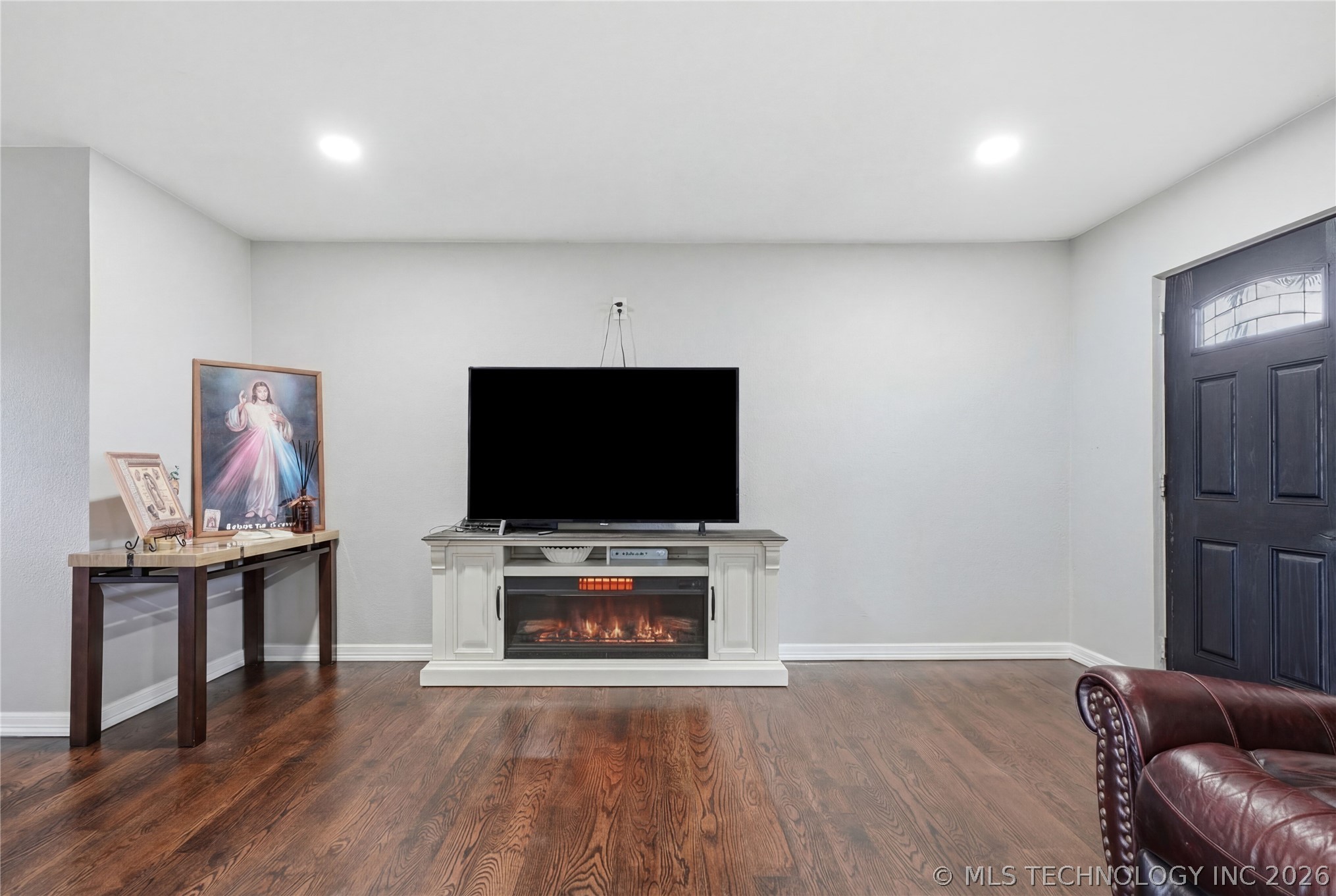 204 E J Street Property Photo 12