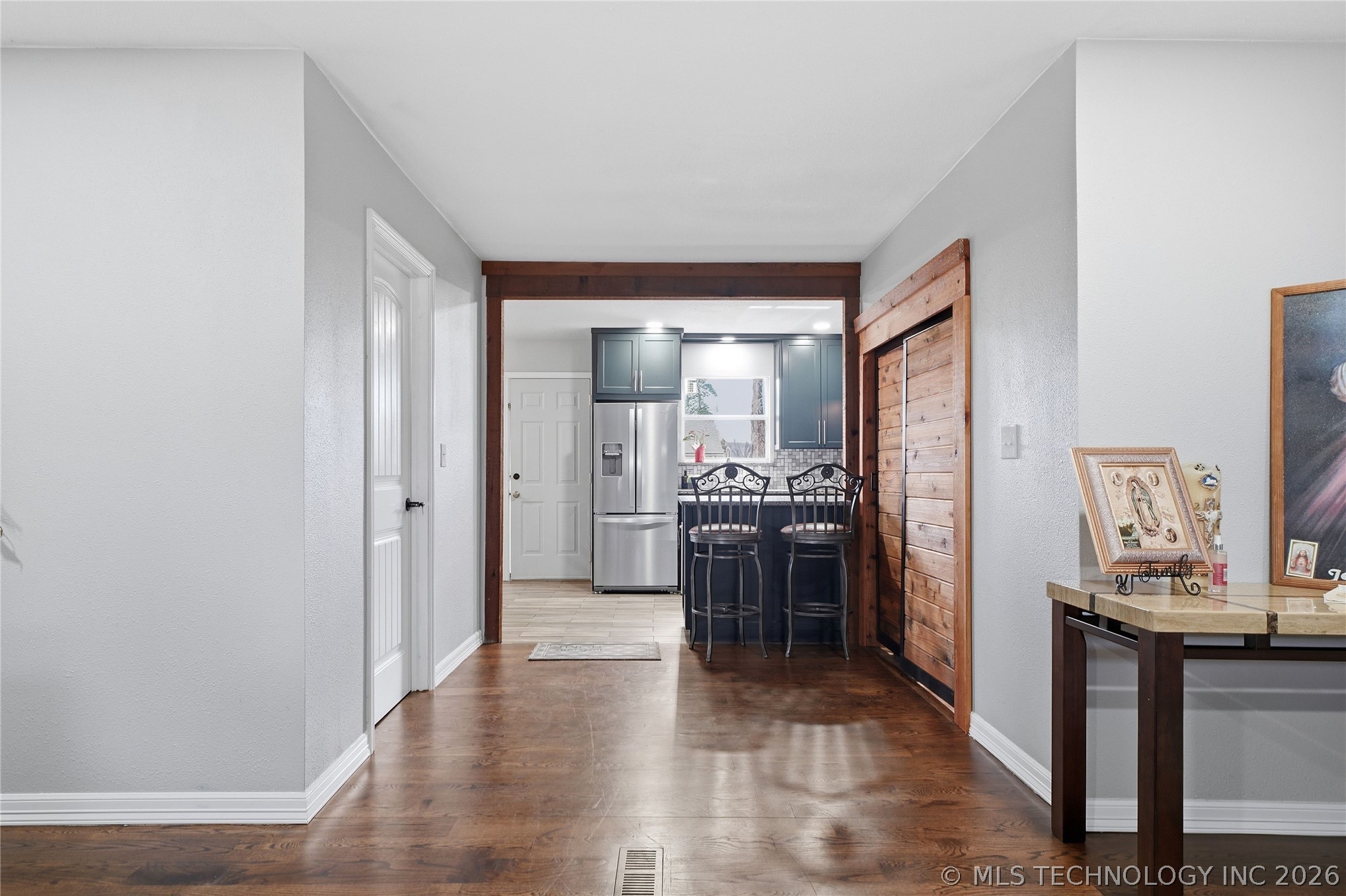 204 E J Street Property Photo 15