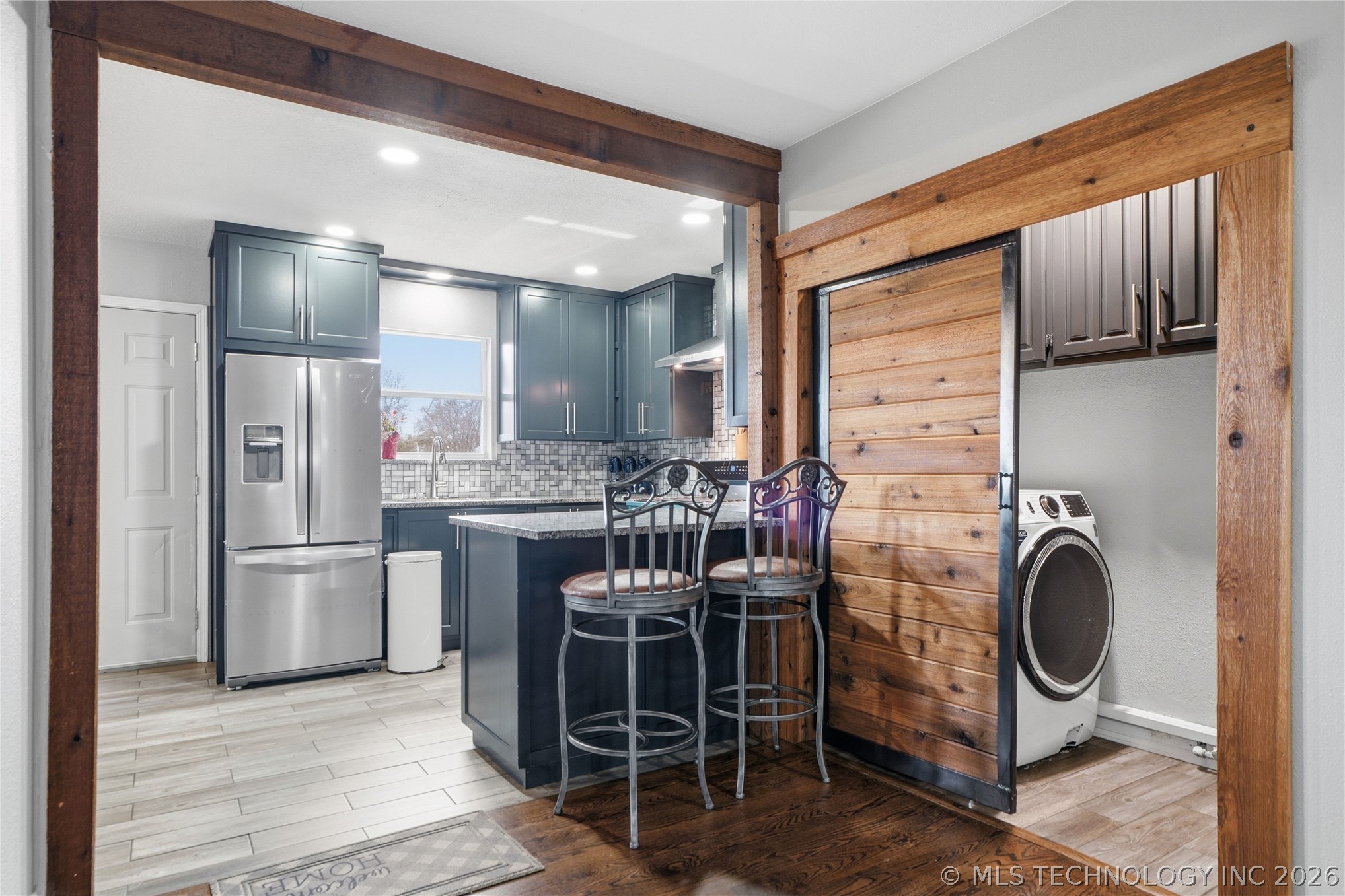 204 E J Street Property Photo 17