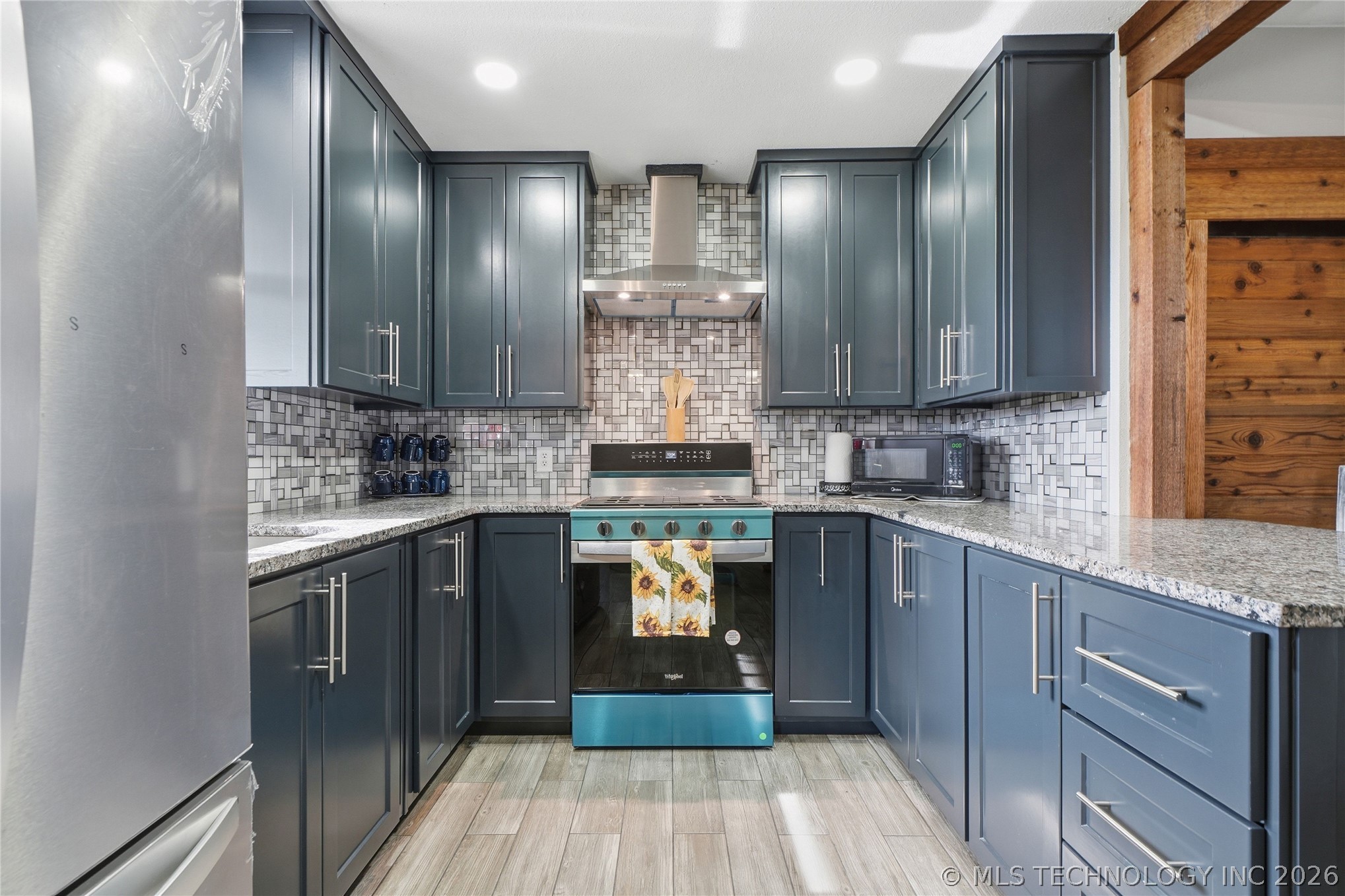 204 E J Street Property Photo 20