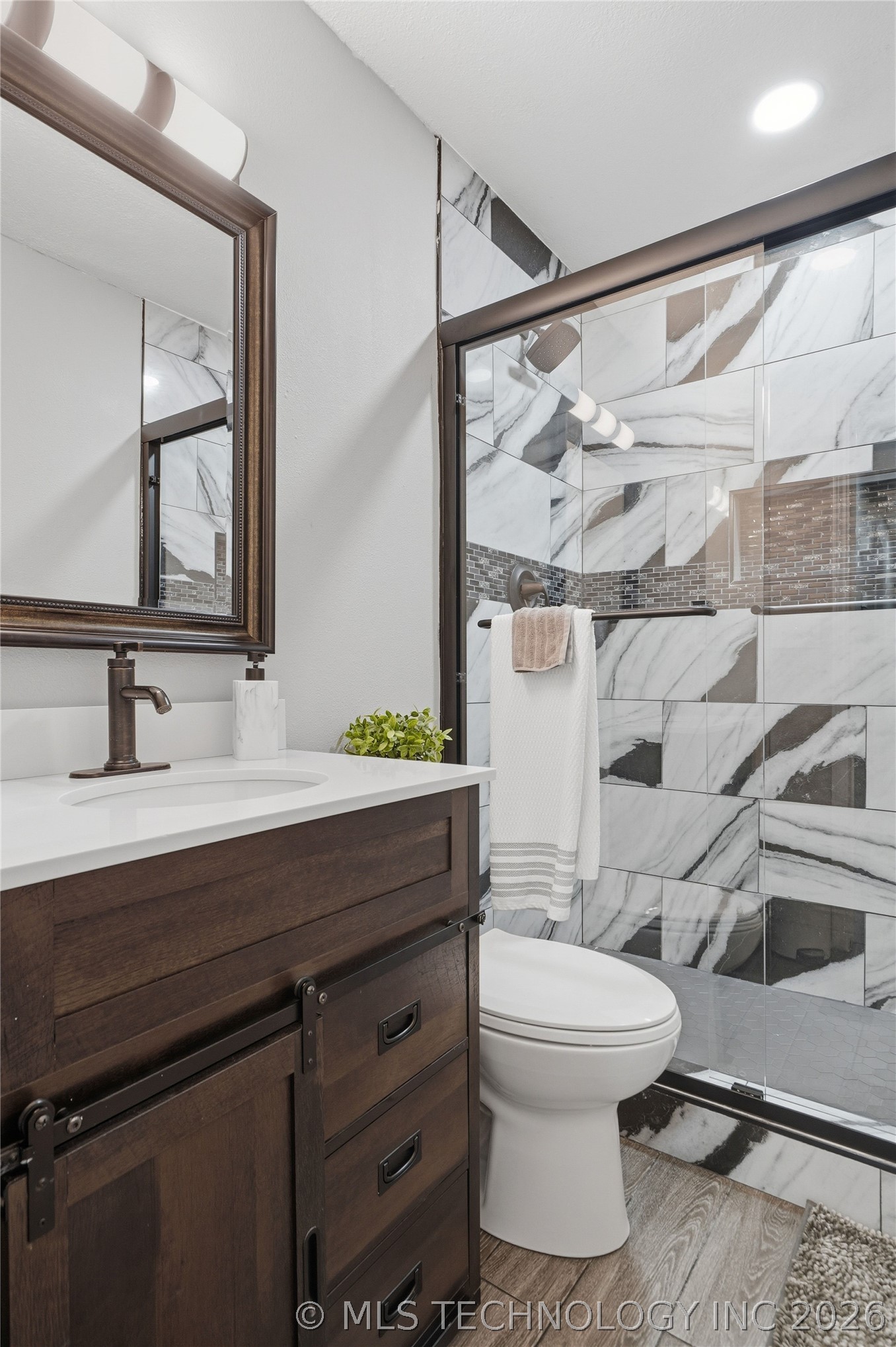 204 E J Street Property Photo 28