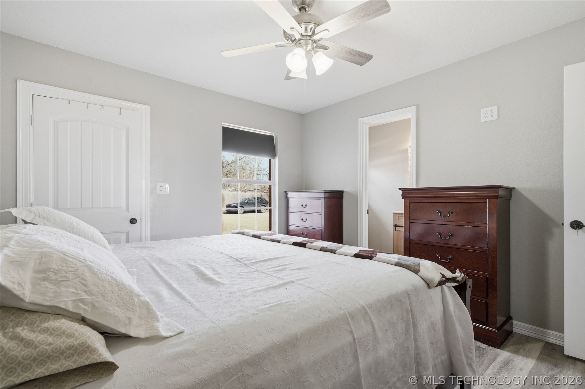 204 E J Street Property Photo 32