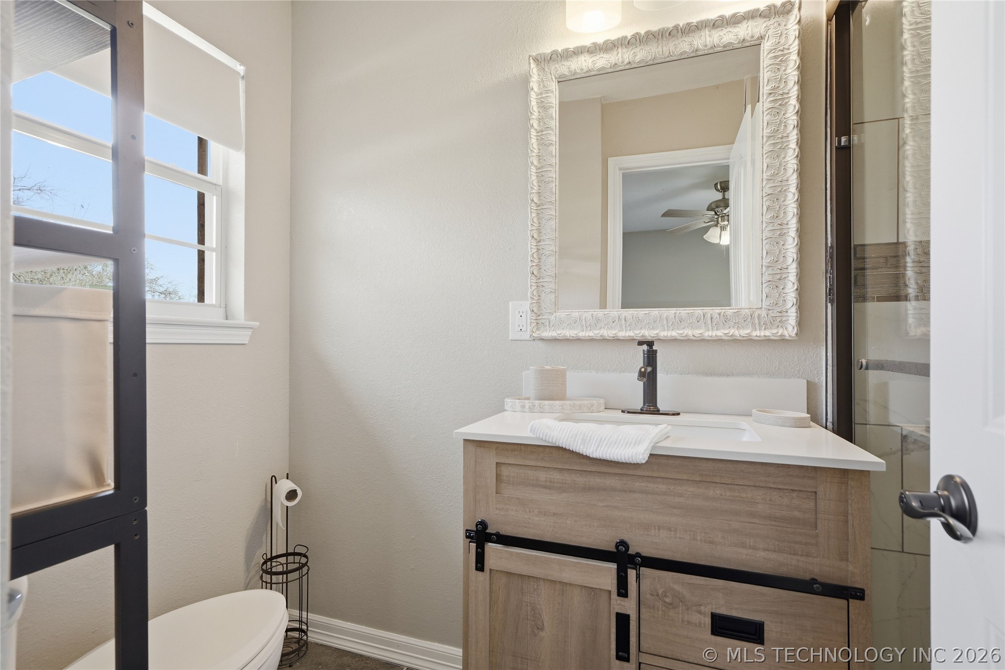 204 E J Street Property Photo 35