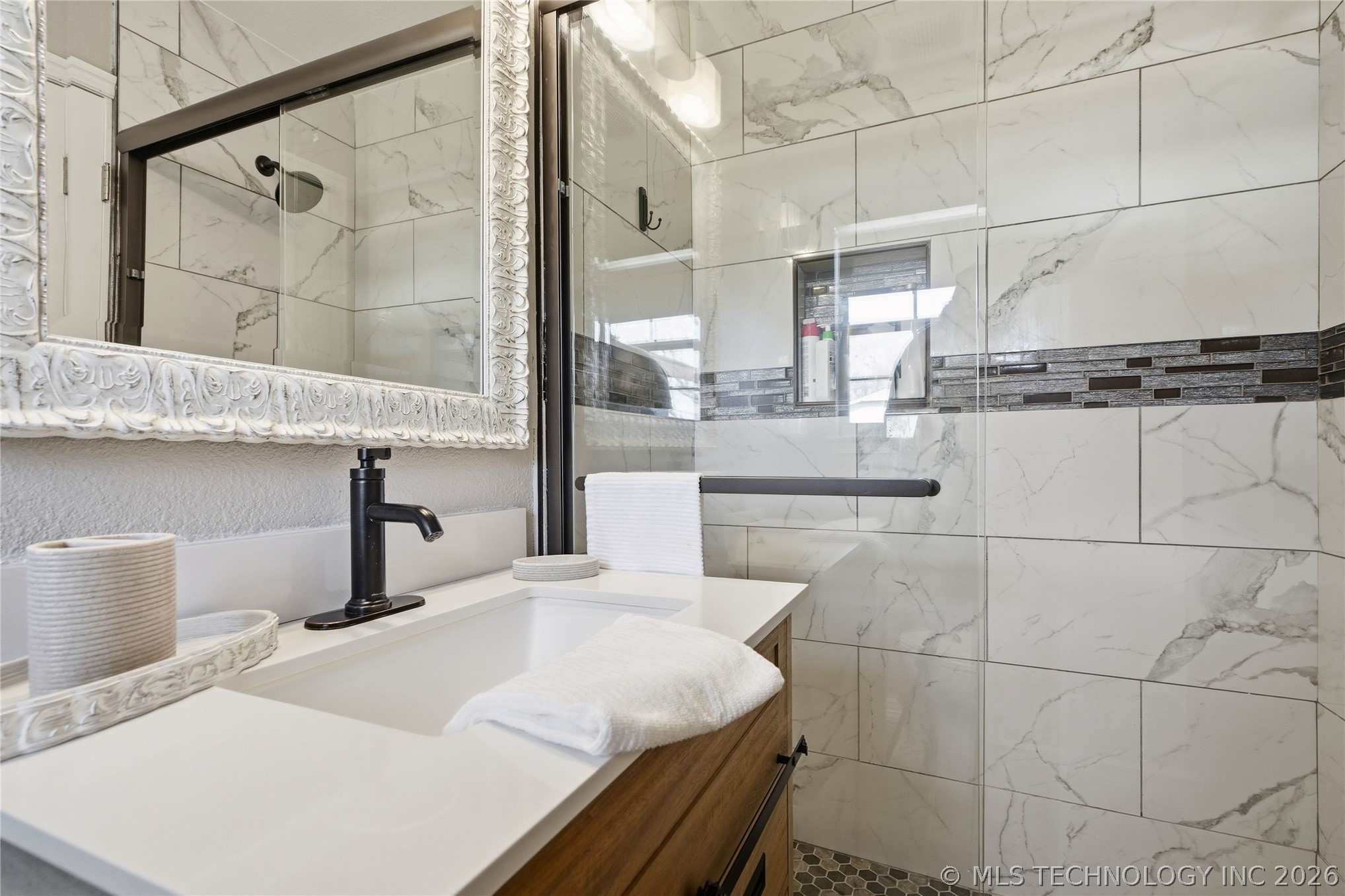 204 E J Street Property Photo 37