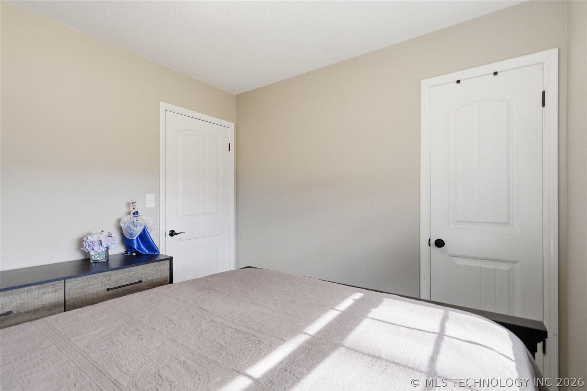 204 E J Street Property Photo 39