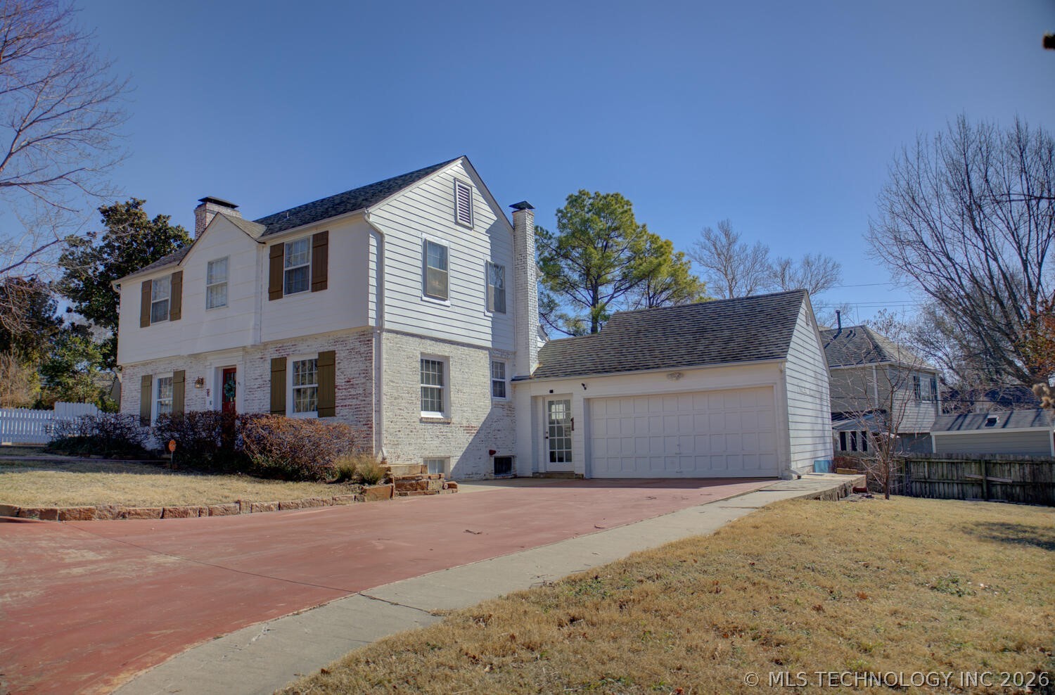 3015 S Madison Avenue Property Photo 2