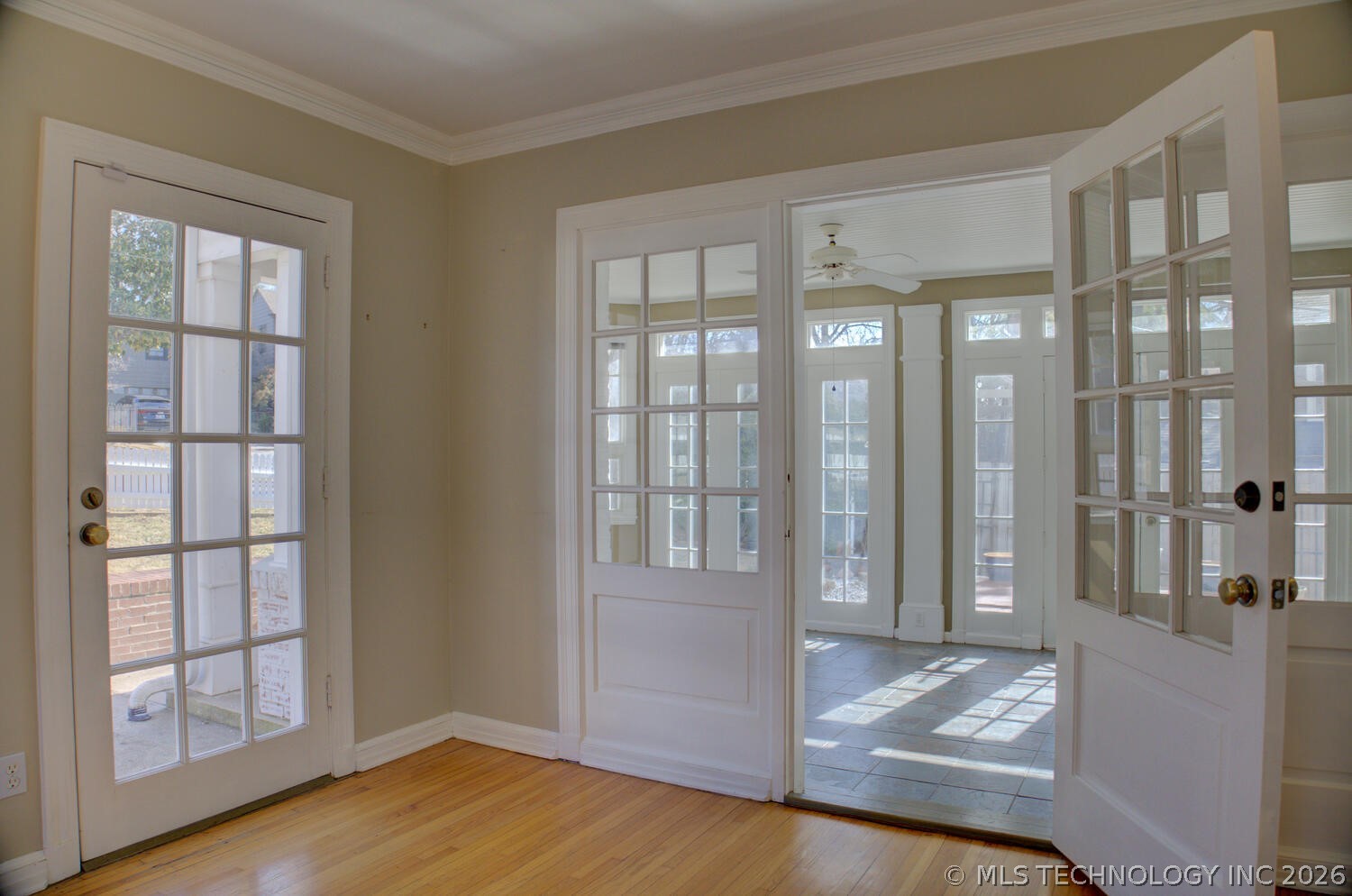 3015 S Madison Avenue Property Photo 10