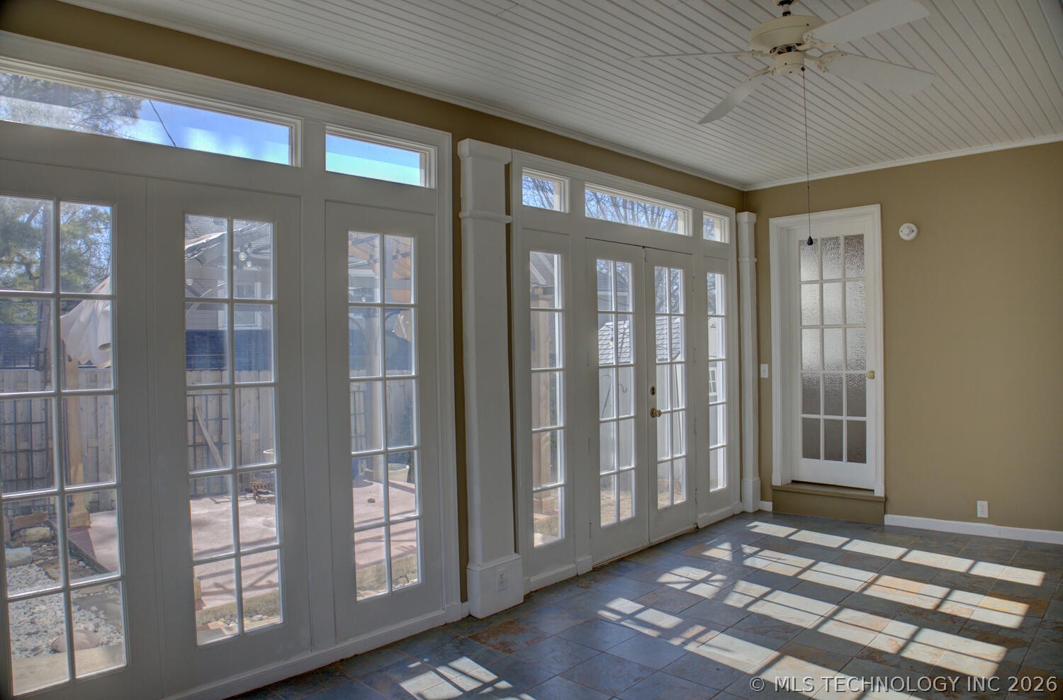 3015 S Madison Avenue Property Photo 14