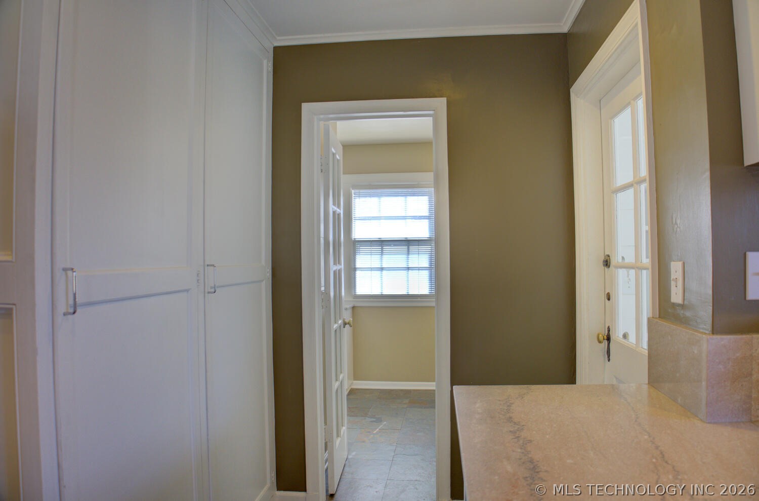 3015 S Madison Avenue Property Photo 25