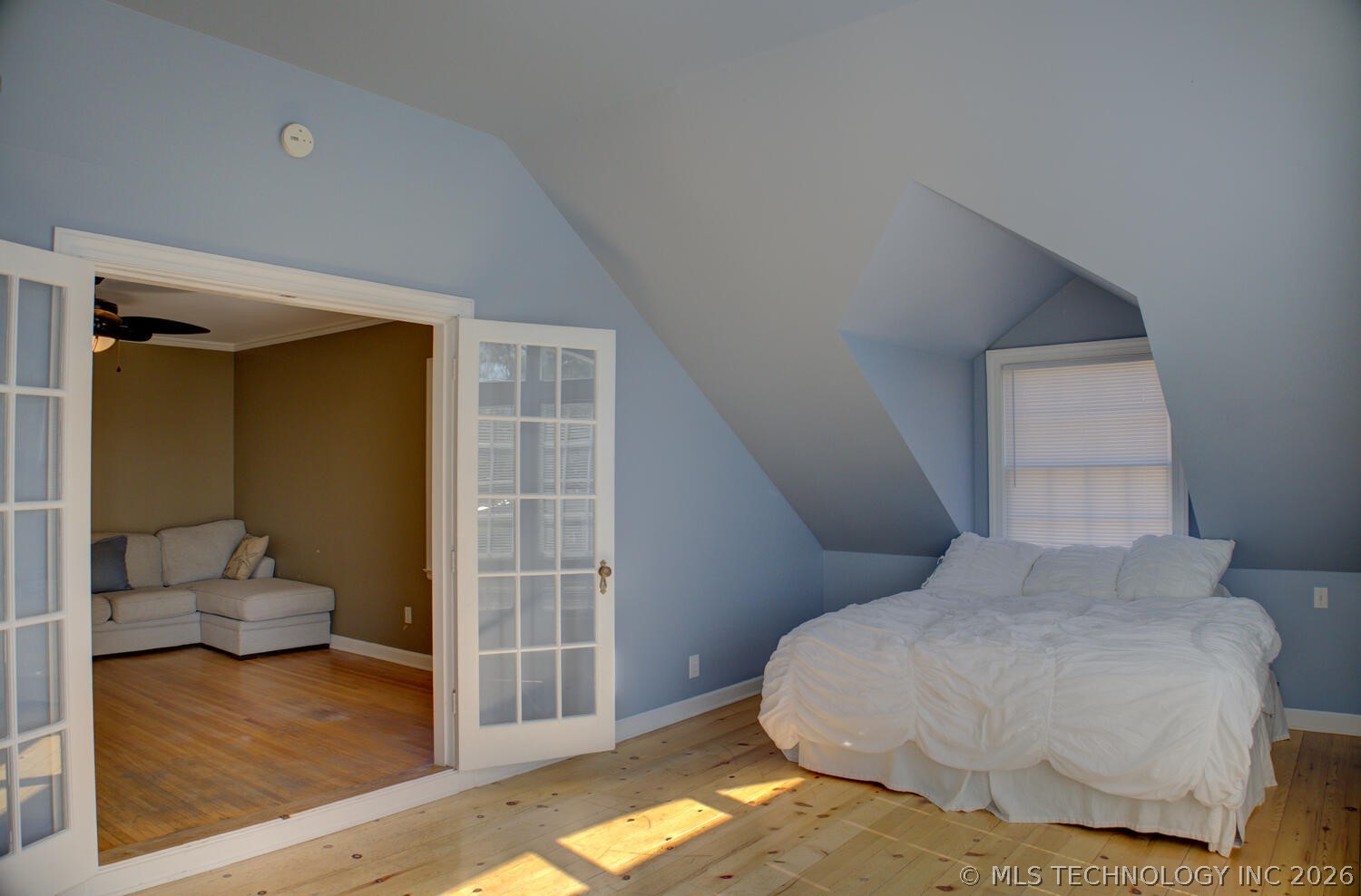 3015 S Madison Avenue Property Photo 33