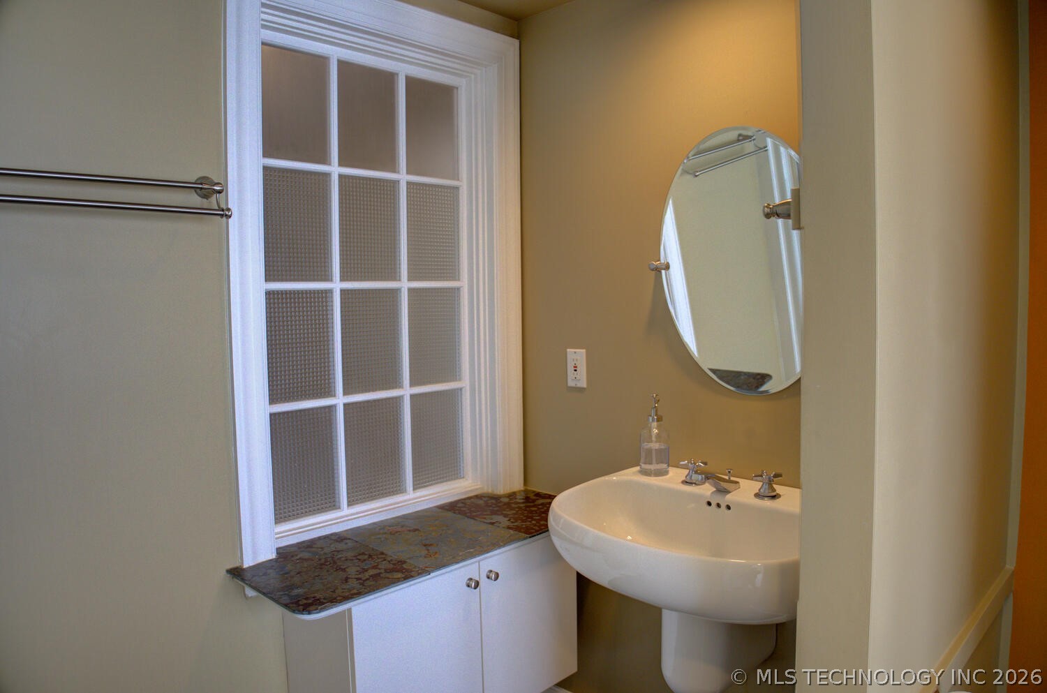 3015 S Madison Avenue Property Photo 39