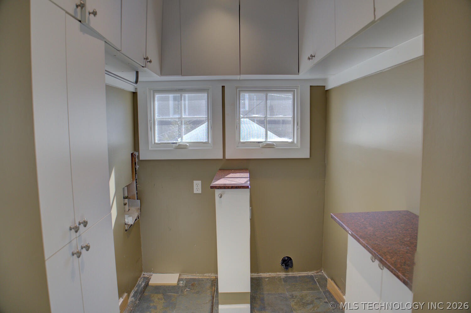 3015 S Madison Avenue Property Photo 51
