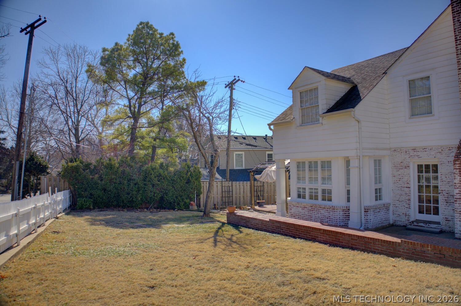 3015 S Madison Avenue Property Photo 58