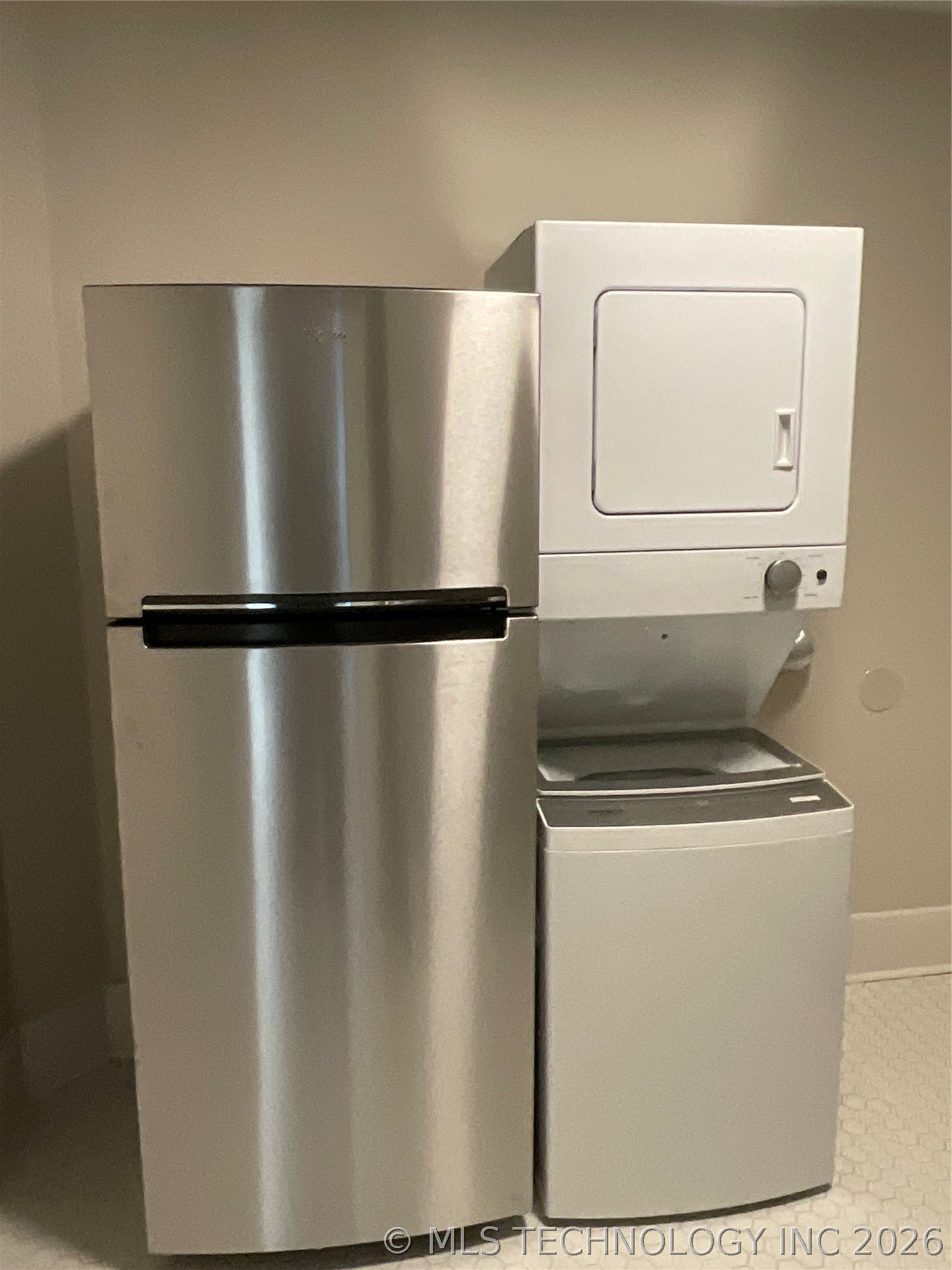 1347 E 6th Street Property Photo 8