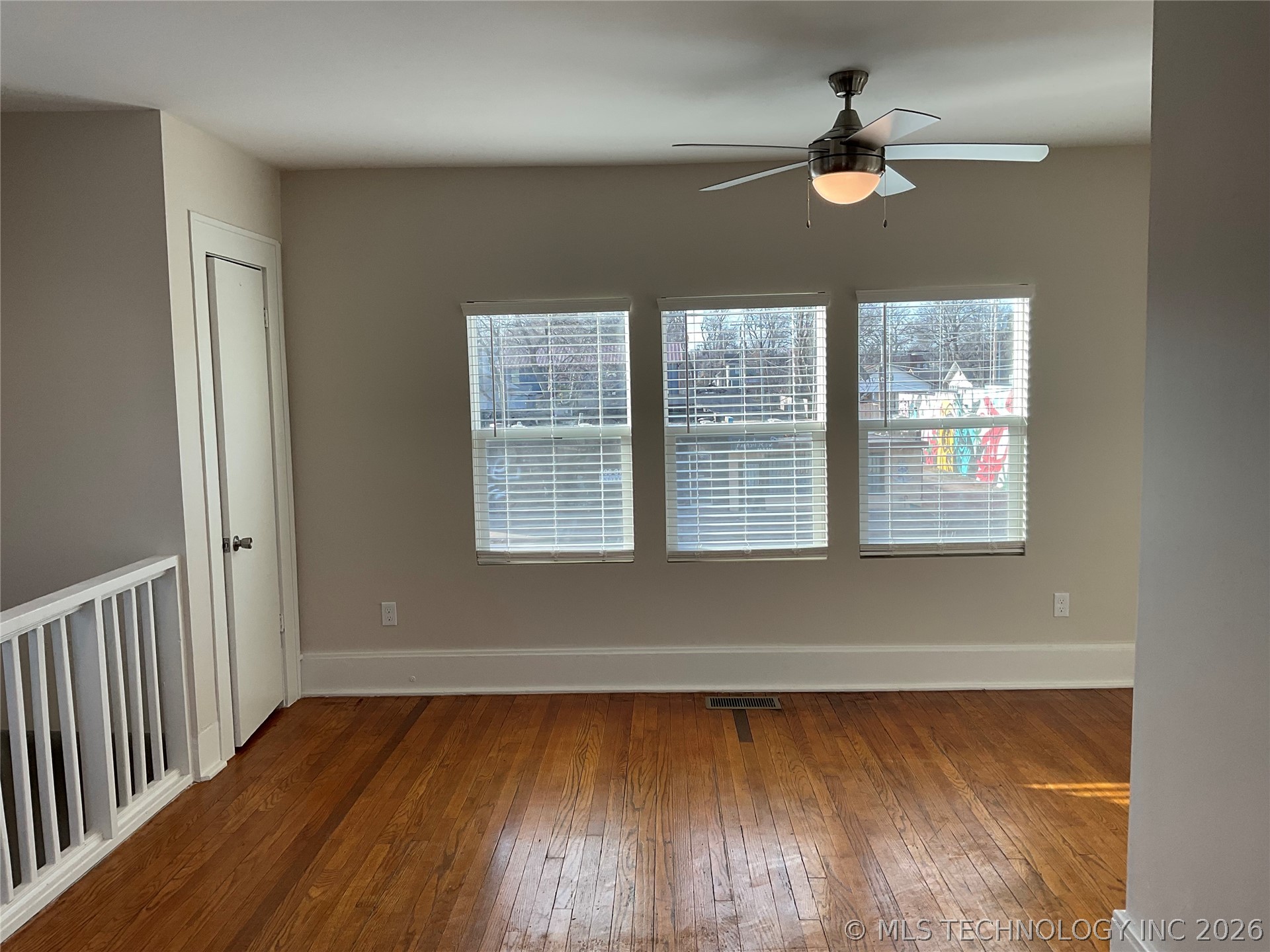 1347 E 6th Street Property Photo 14