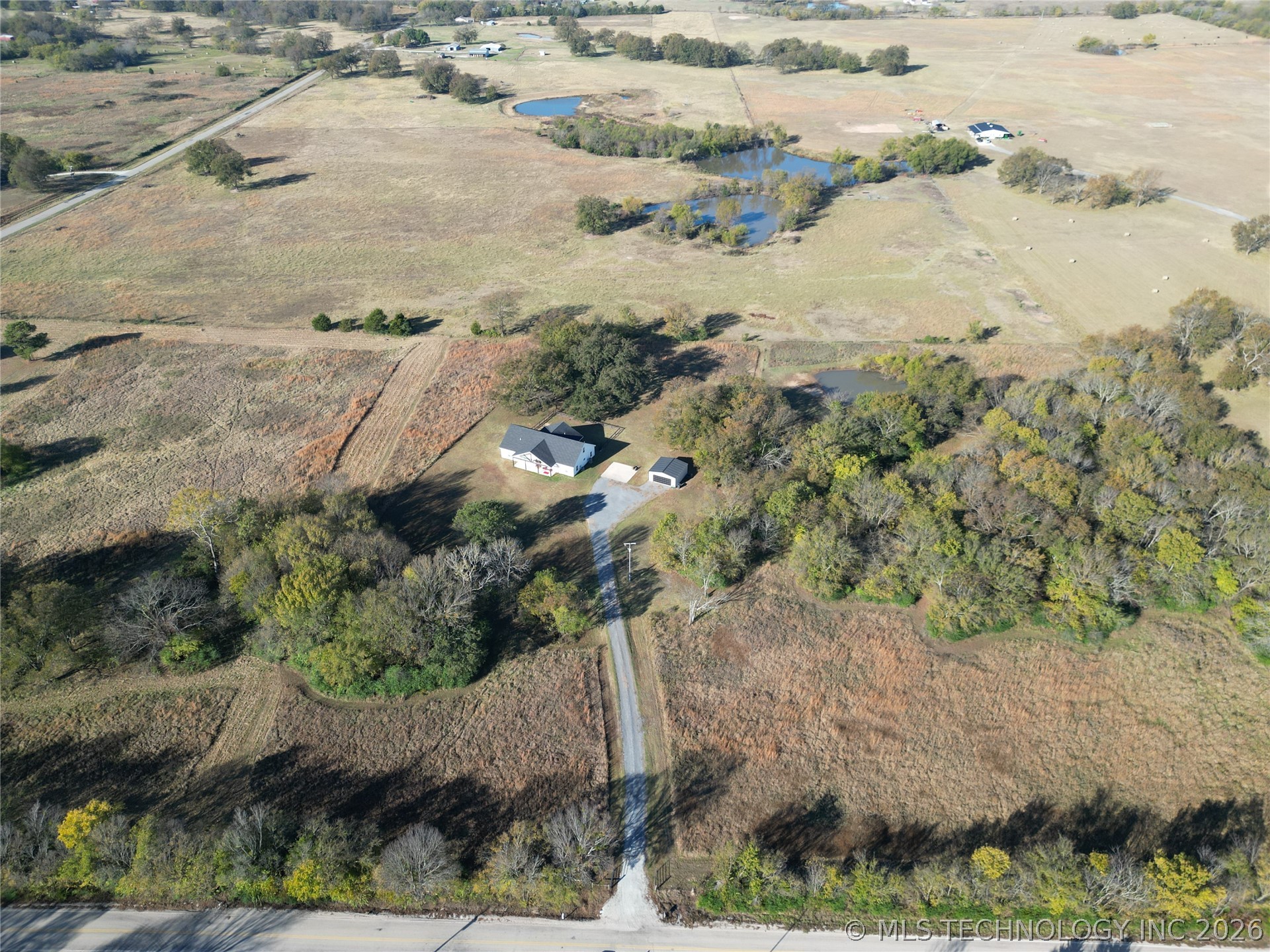 22841 County Road 3620 Property Photo 78