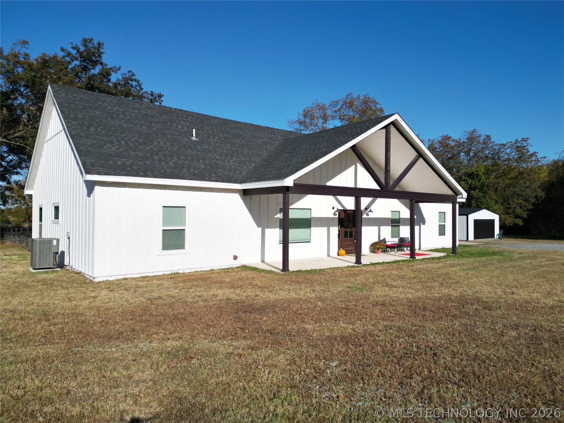 22841 County Road 3620 Property Photo 81