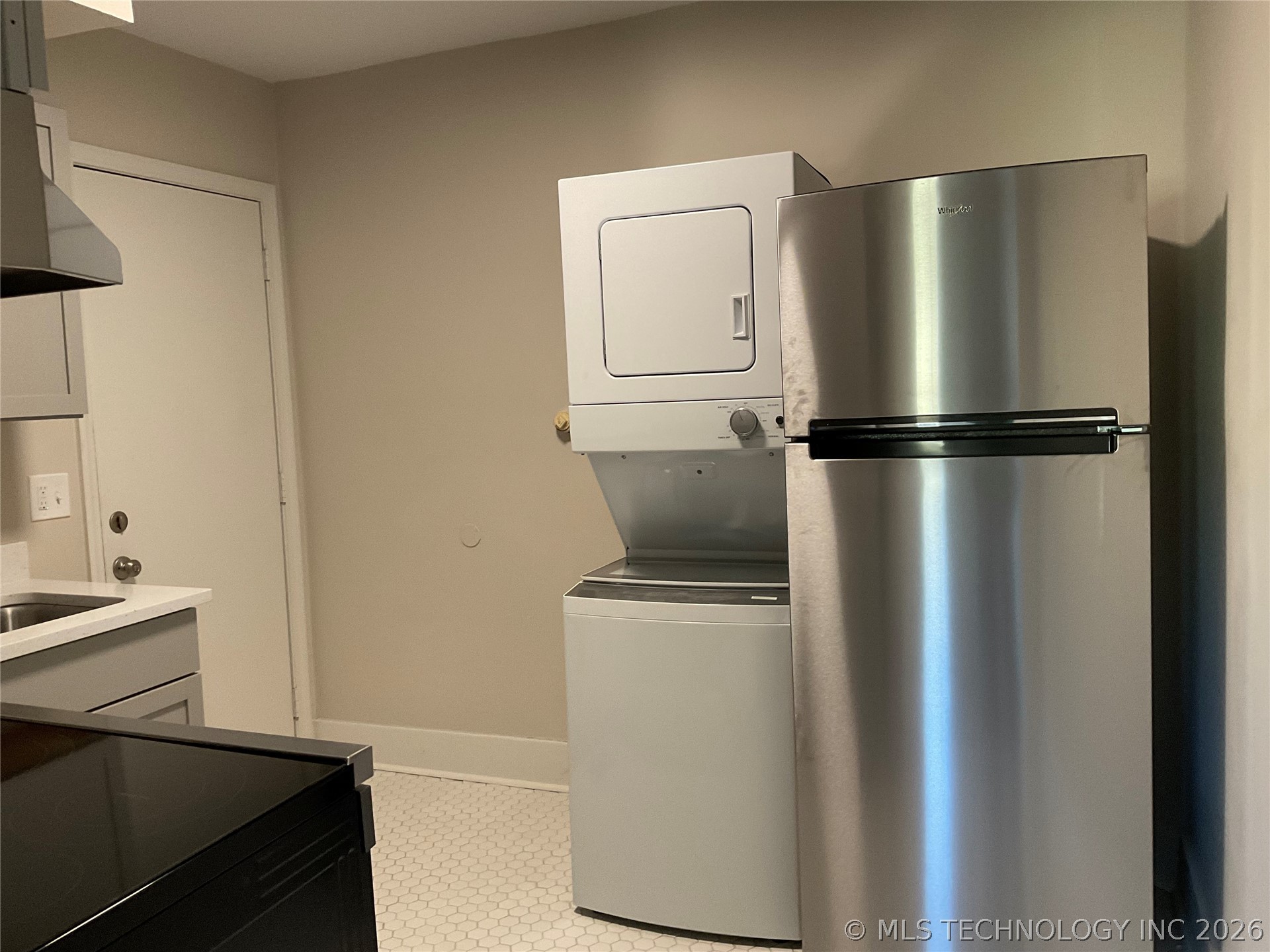 1345 E 6th Street Property Photo 5