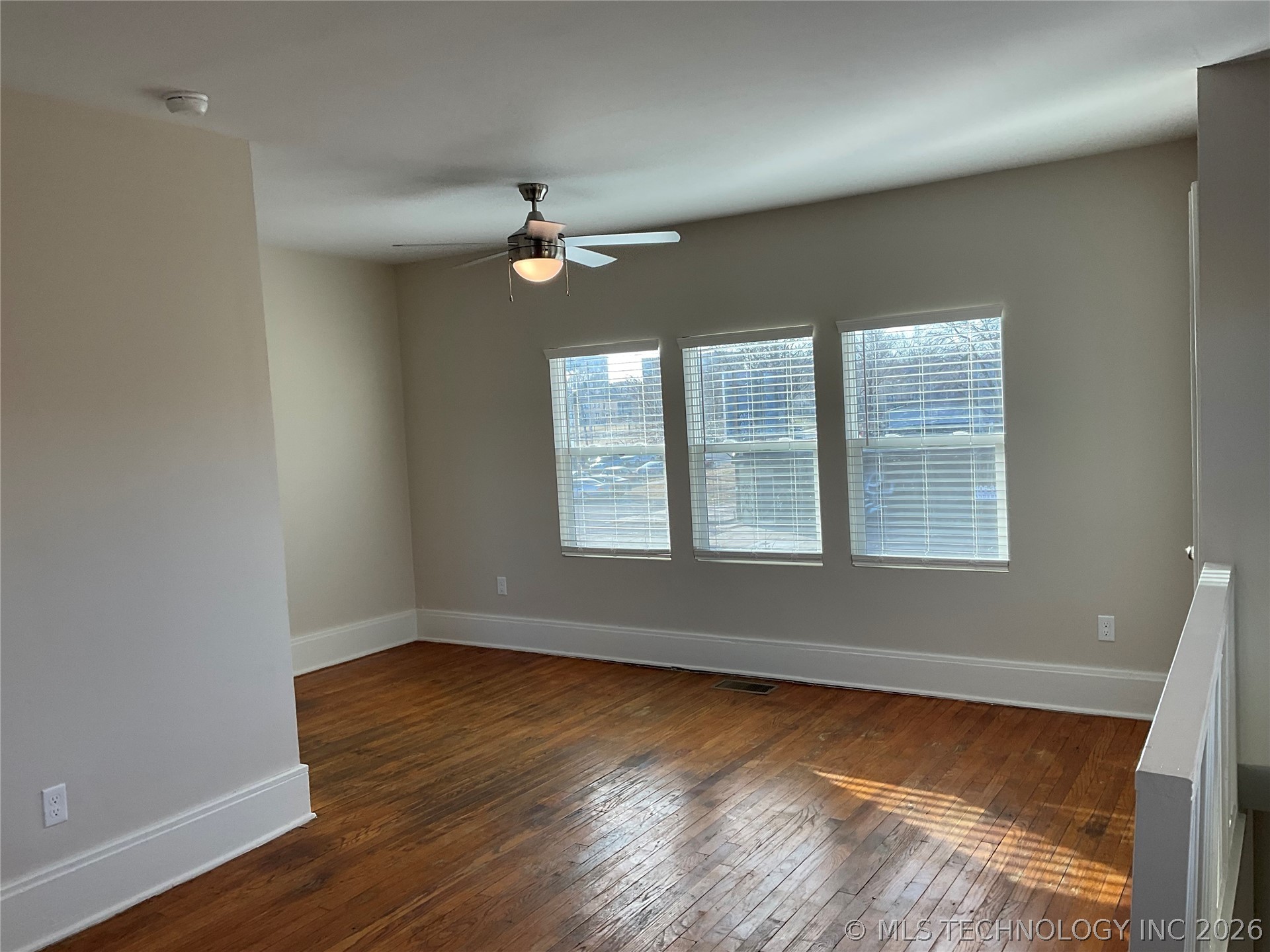 1345 E 6th Street Property Photo 13