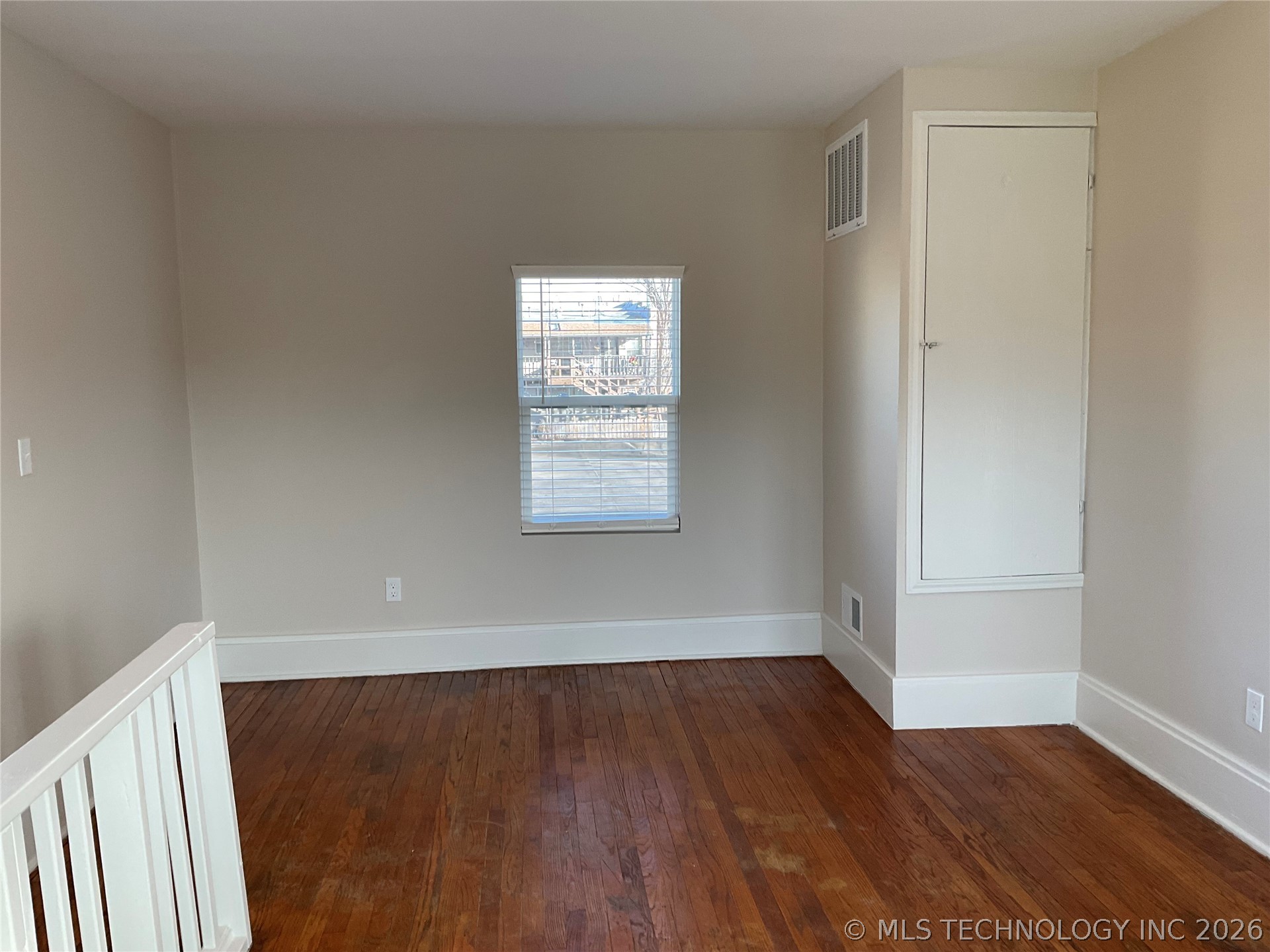 1345 E 6th Street Property Photo 15