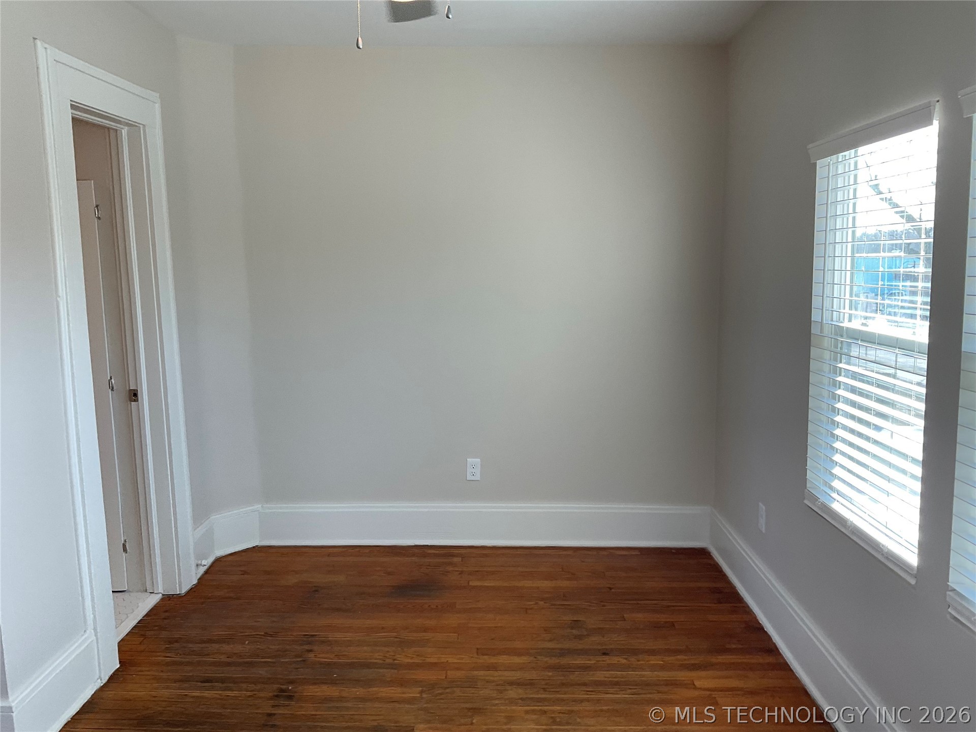 1345 E 6th Street Property Photo 16