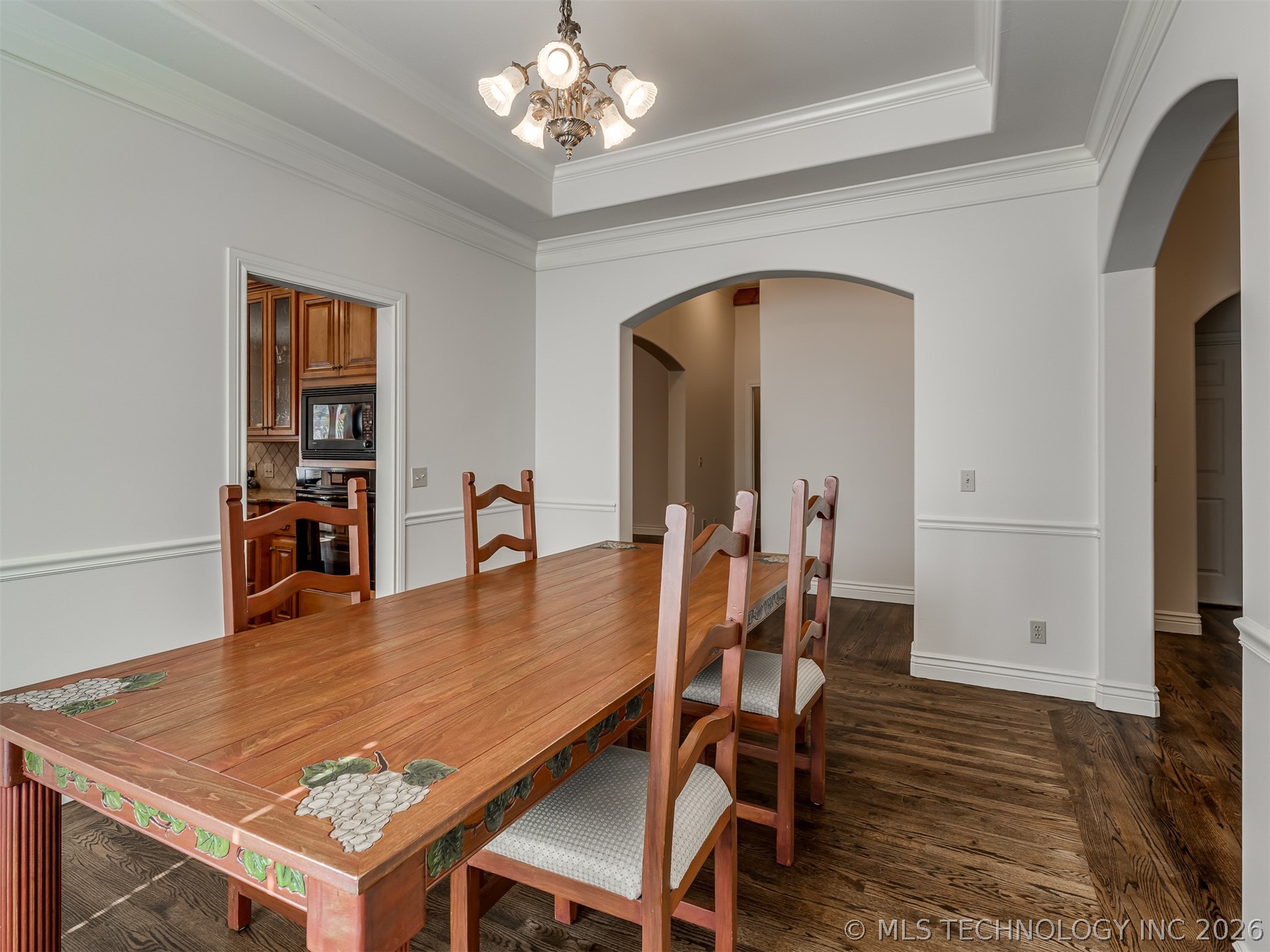 10136 S 77th East Place Property Photo 11