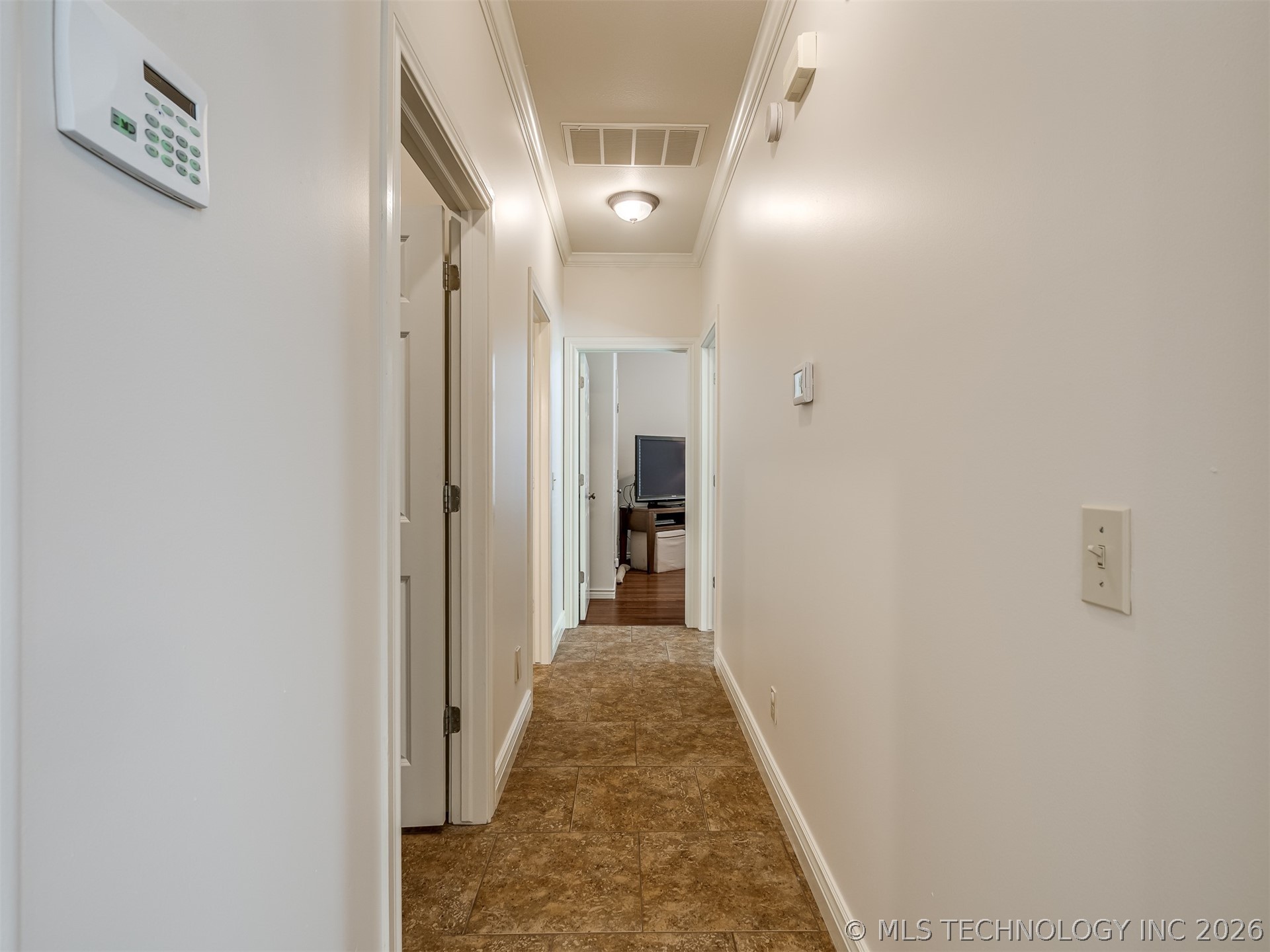 10136 S 77th East Place Property Photo 37