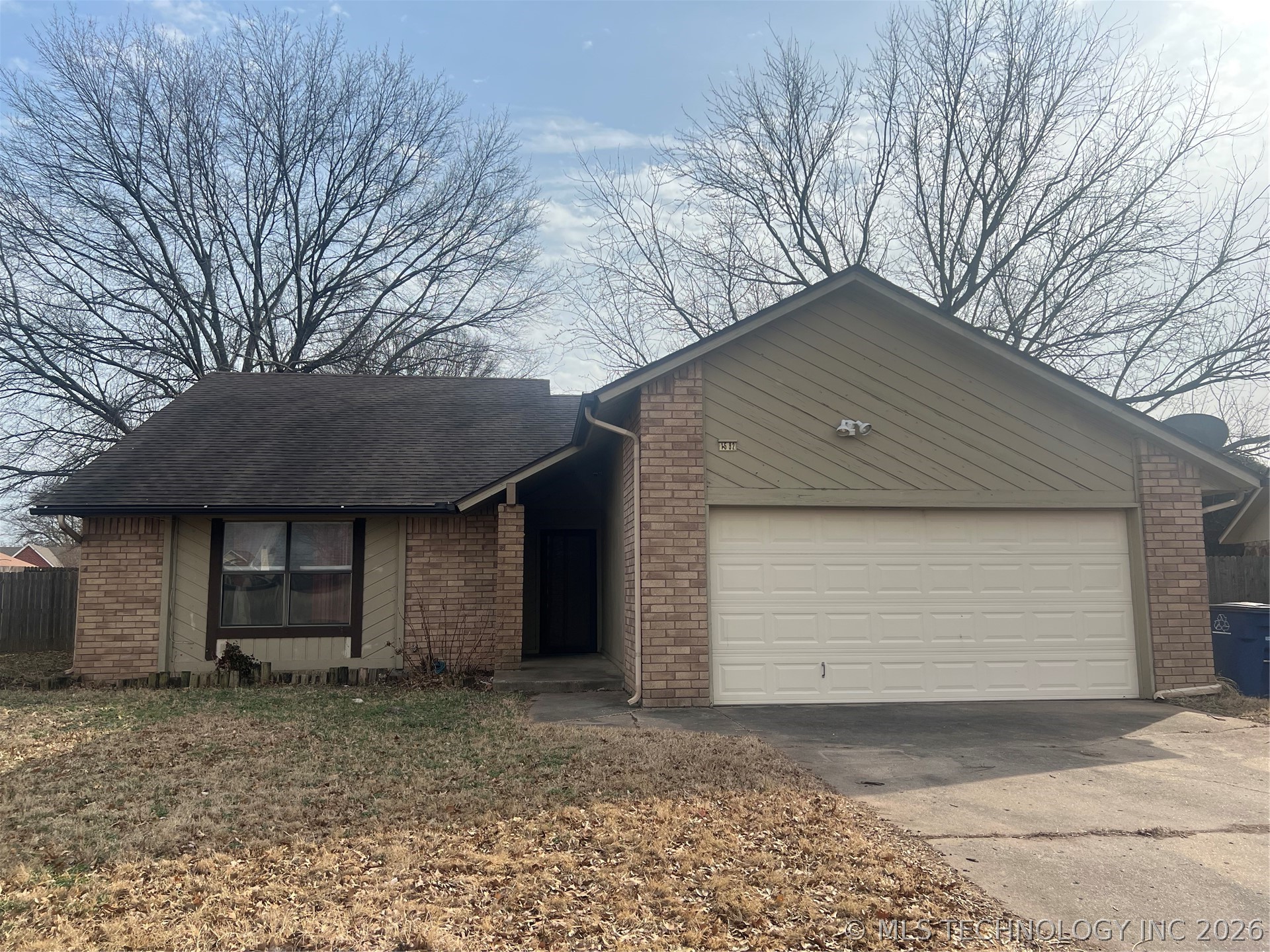 1532 E 75th Place Property Photo 1