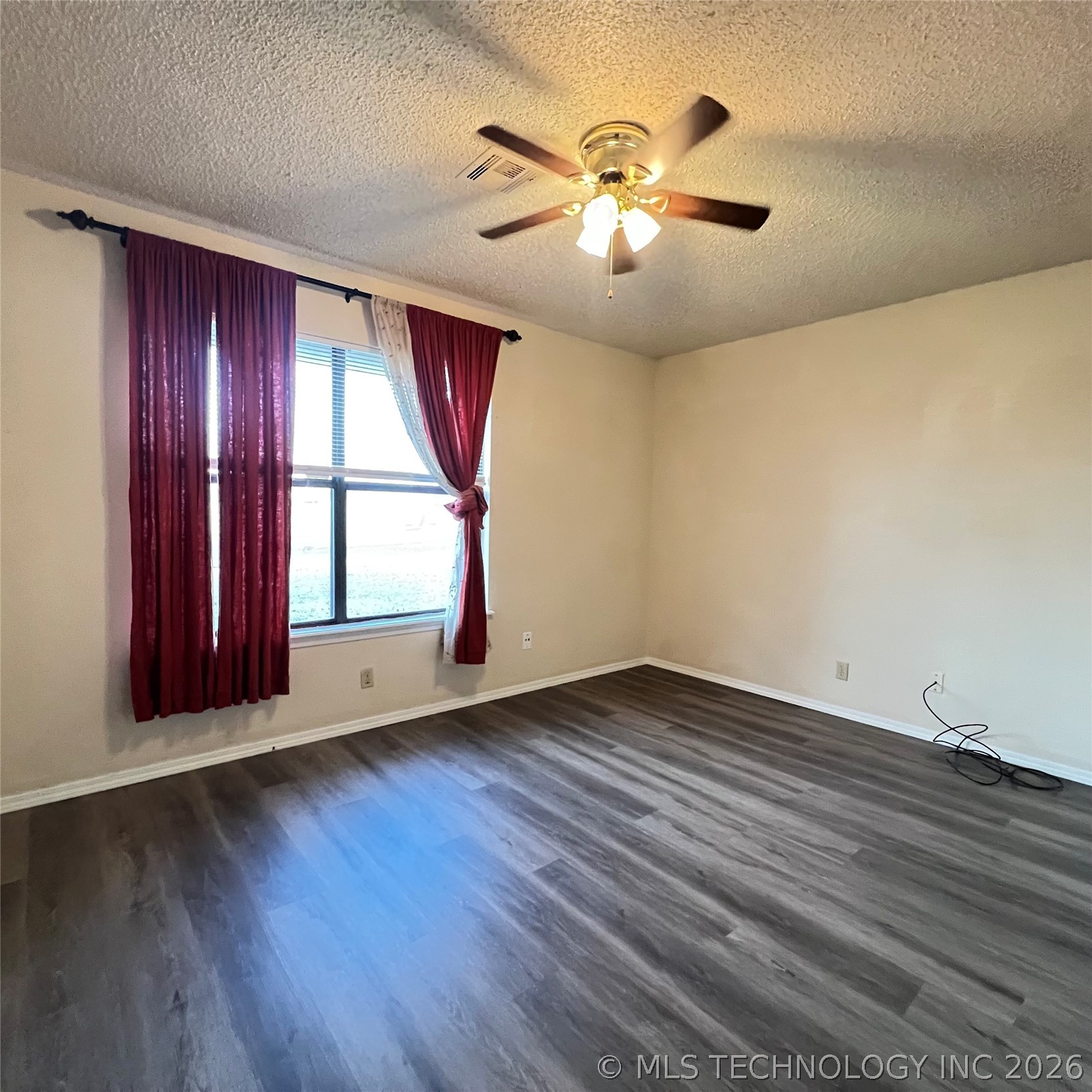 1532 E 75th Place Property Photo 12