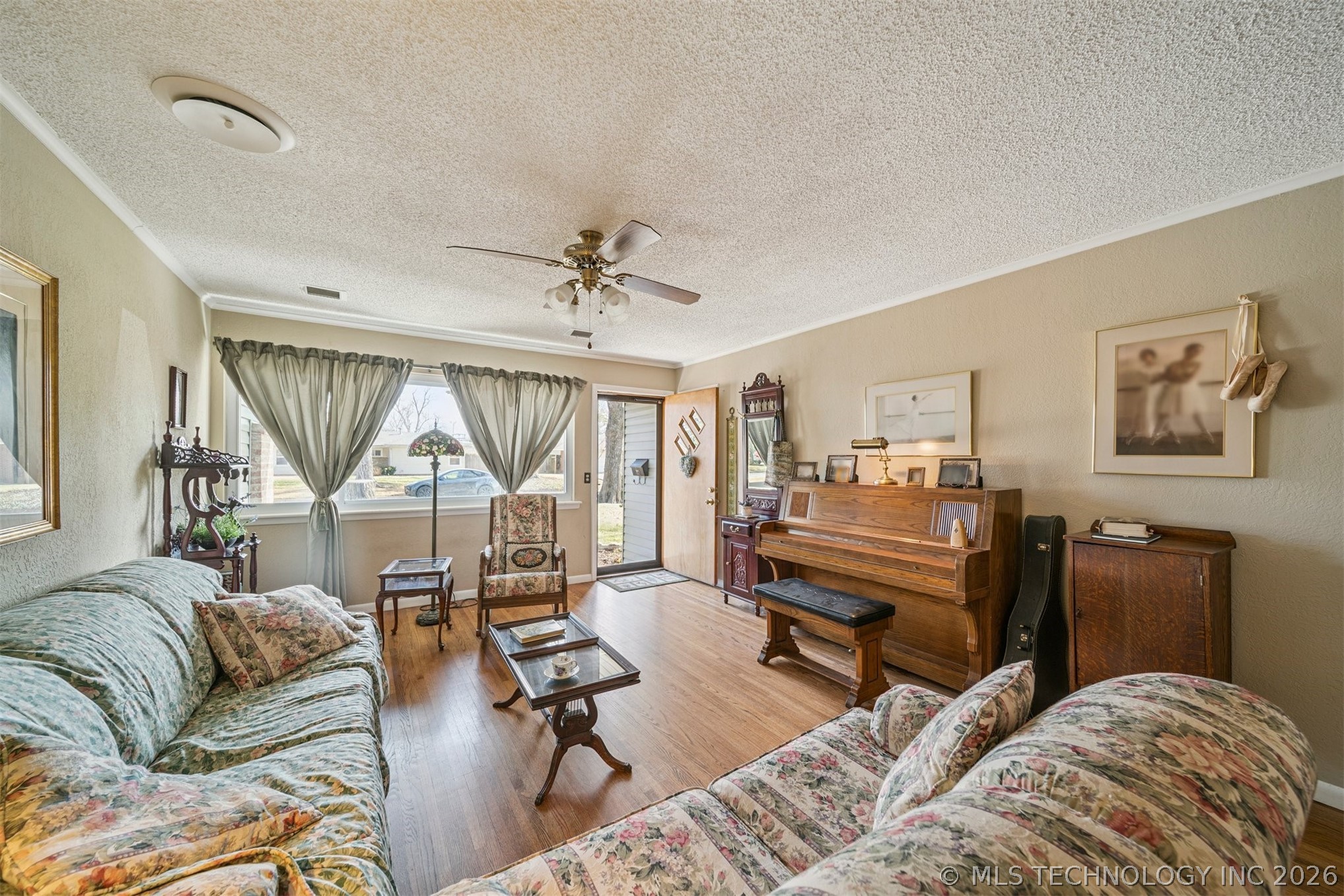 5342 S Owasso Avenue Property Photo 4