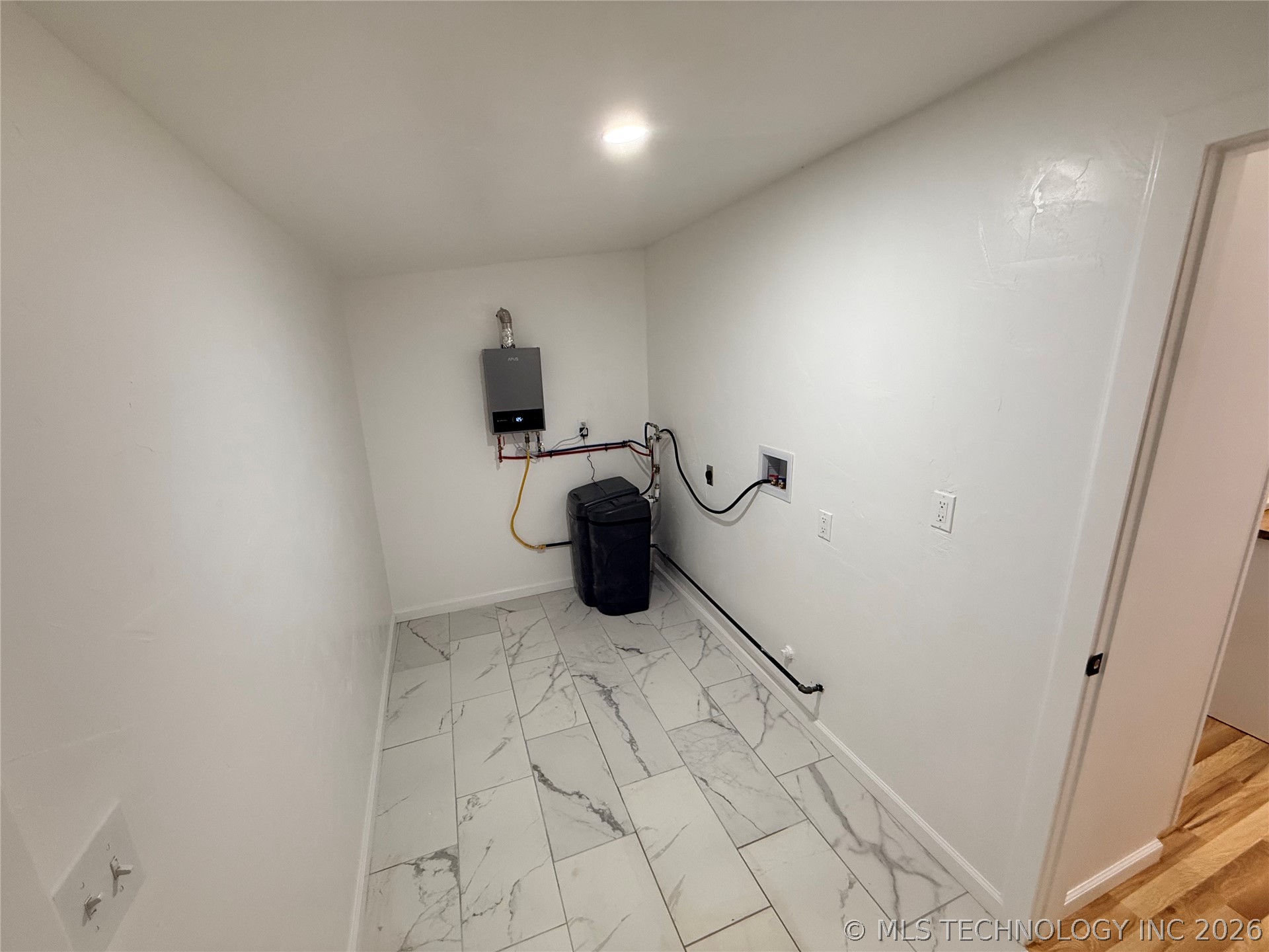 1312 S Cherry Street Property Photo 13