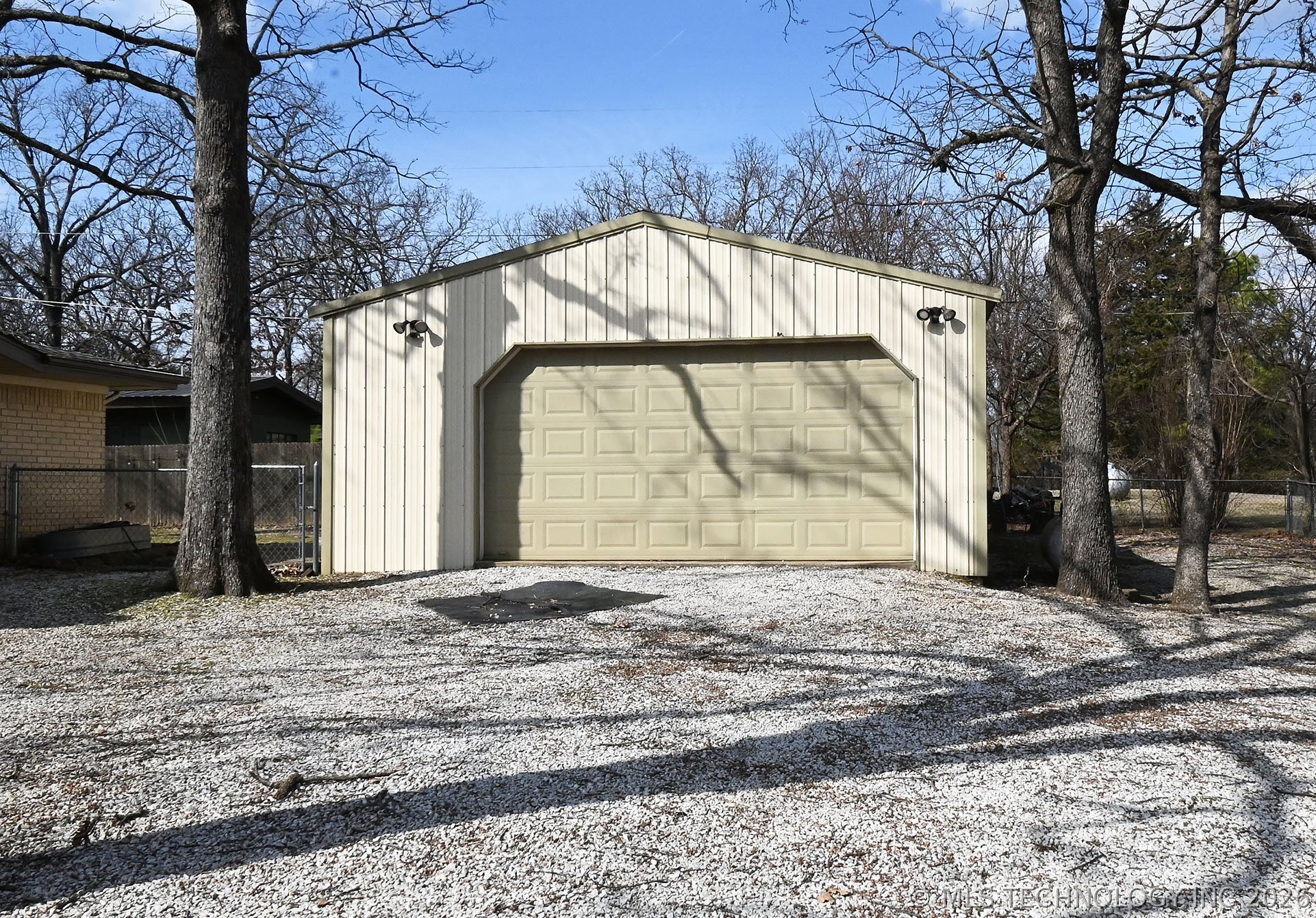 228 E Blue Gill Property Photo 7