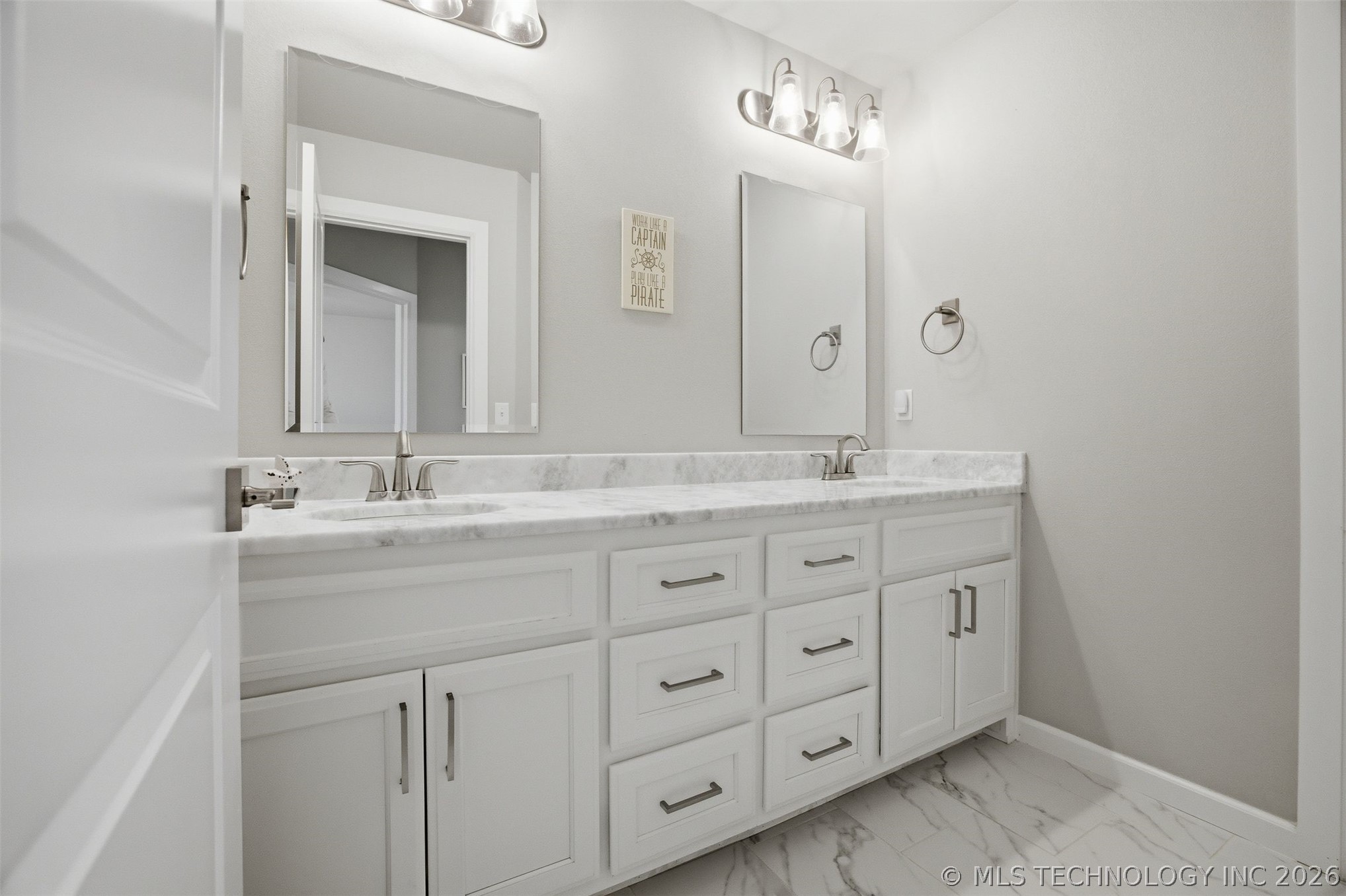 11391 S 213th East Avenue Property Photo 47