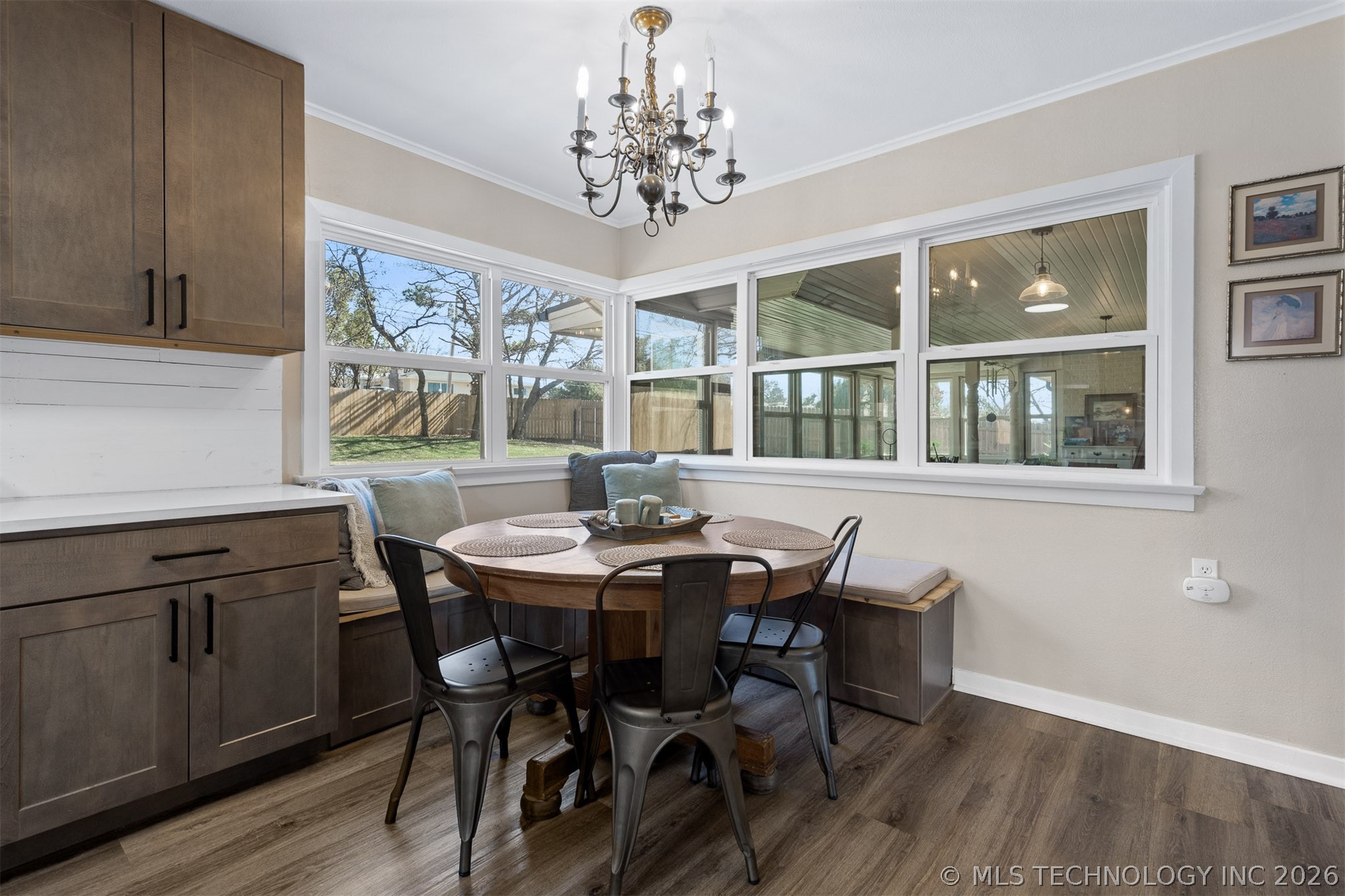 1506 Crescent Drive Property Photo 10