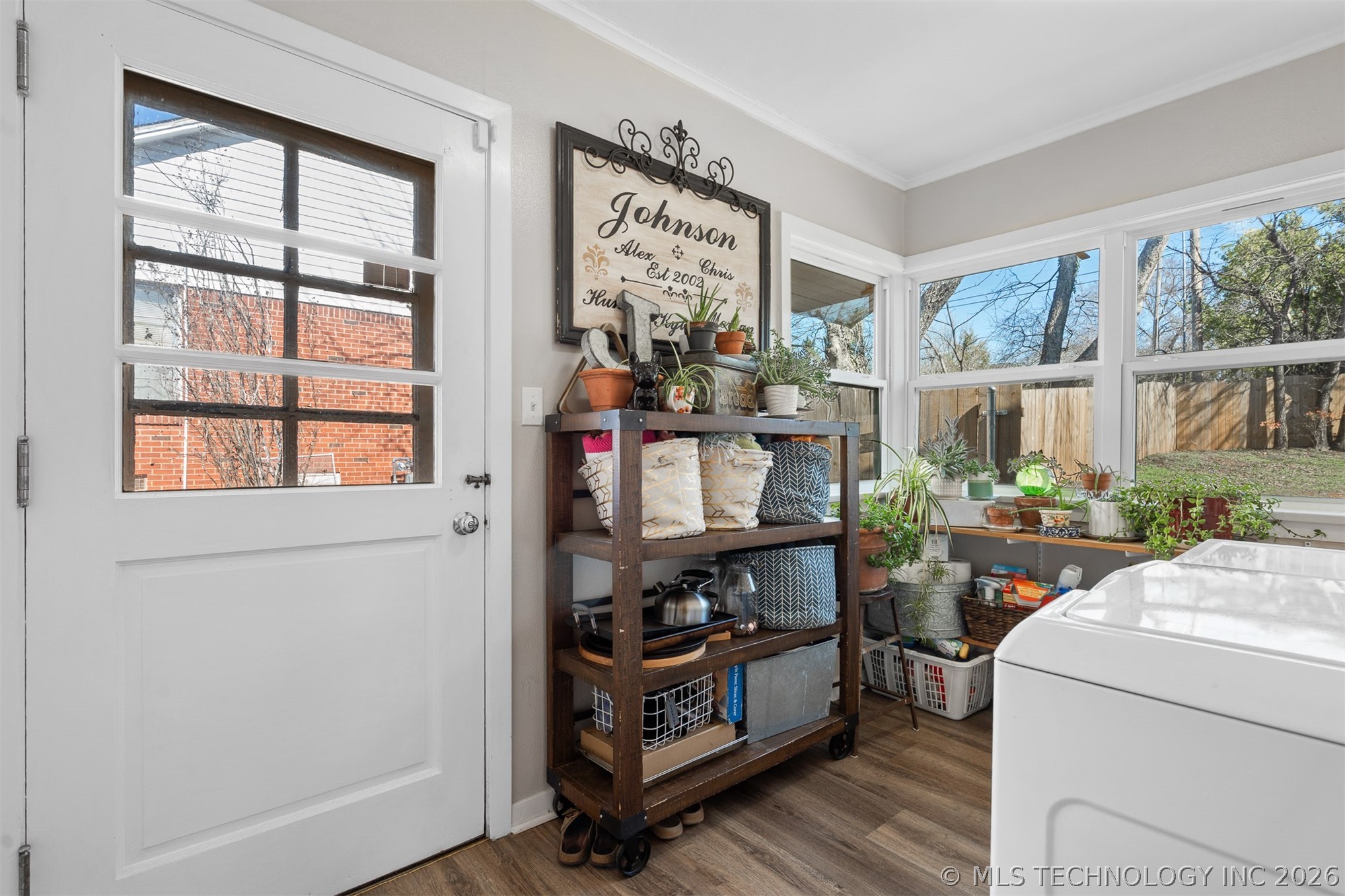 1506 Crescent Drive Property Photo 27