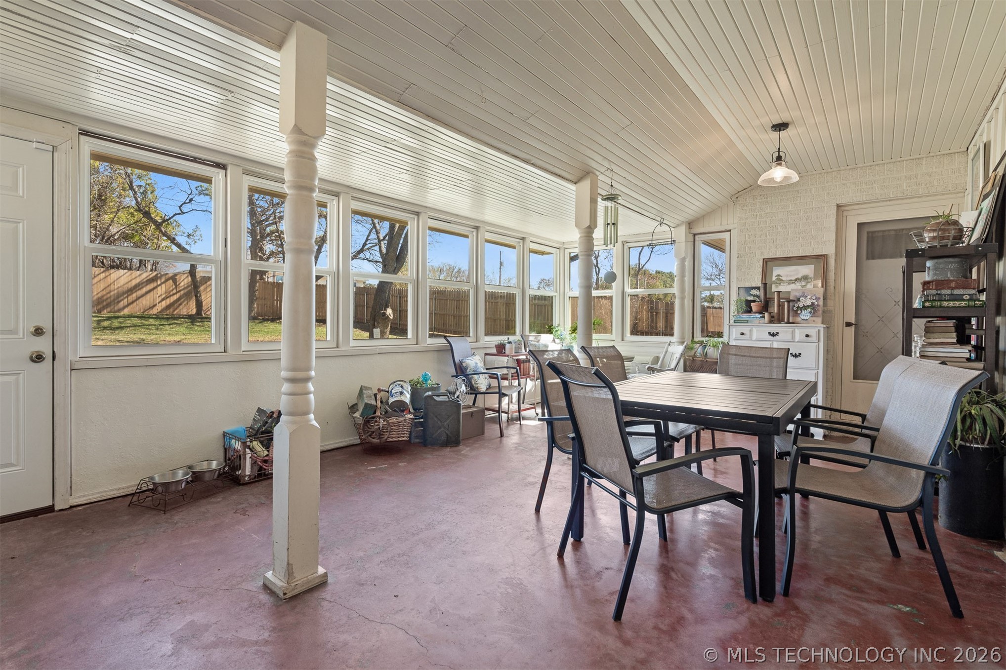 1506 Crescent Drive Property Photo 29