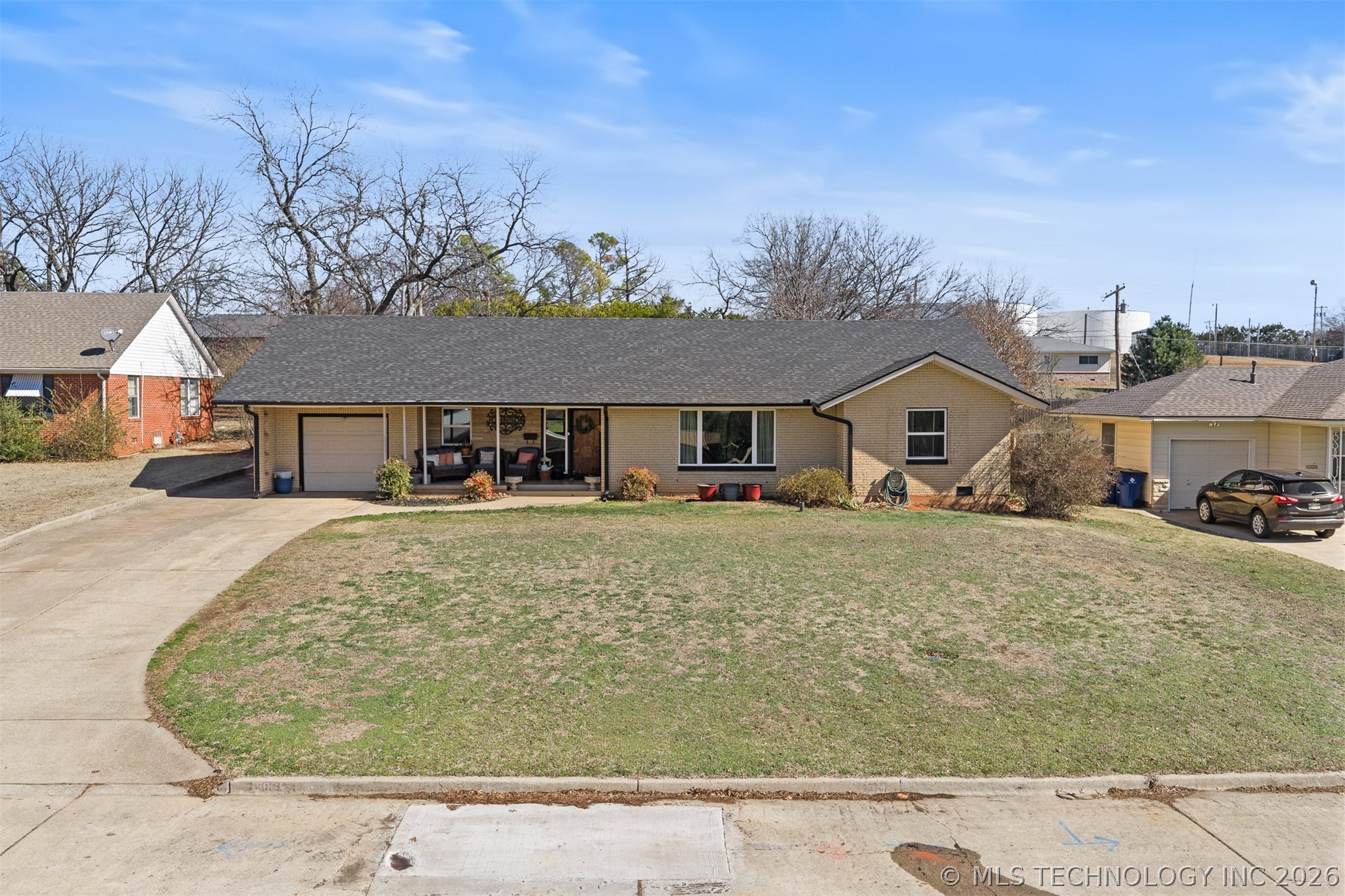 1506 Crescent Drive Property Photo 33