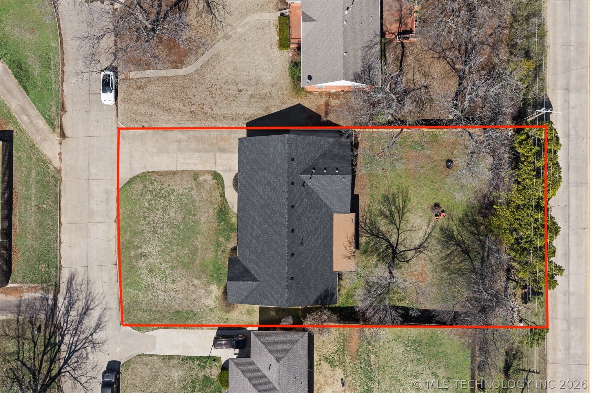 1506 Crescent Drive Property Photo 38