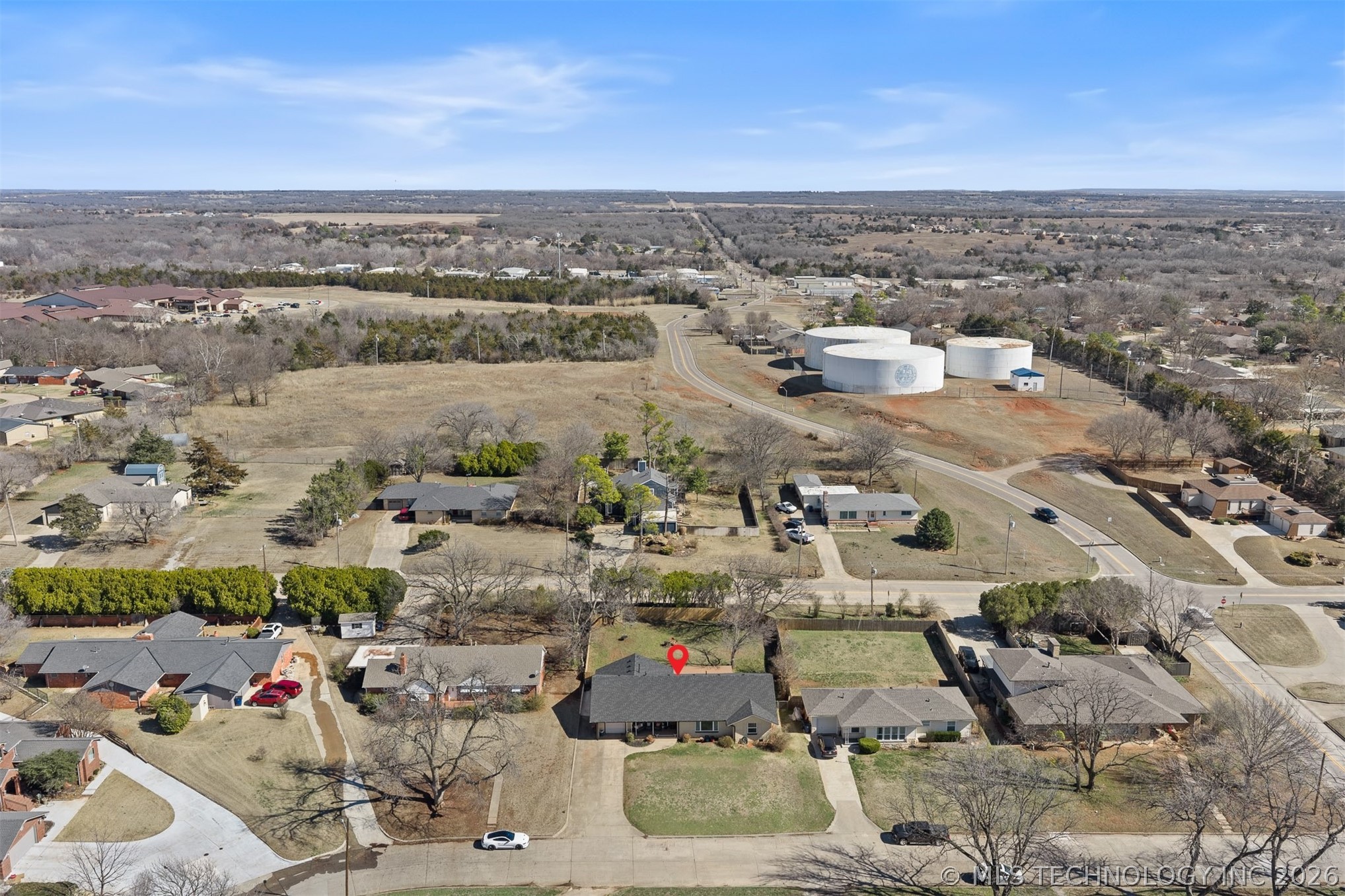 1506 Crescent Drive Property Photo 40