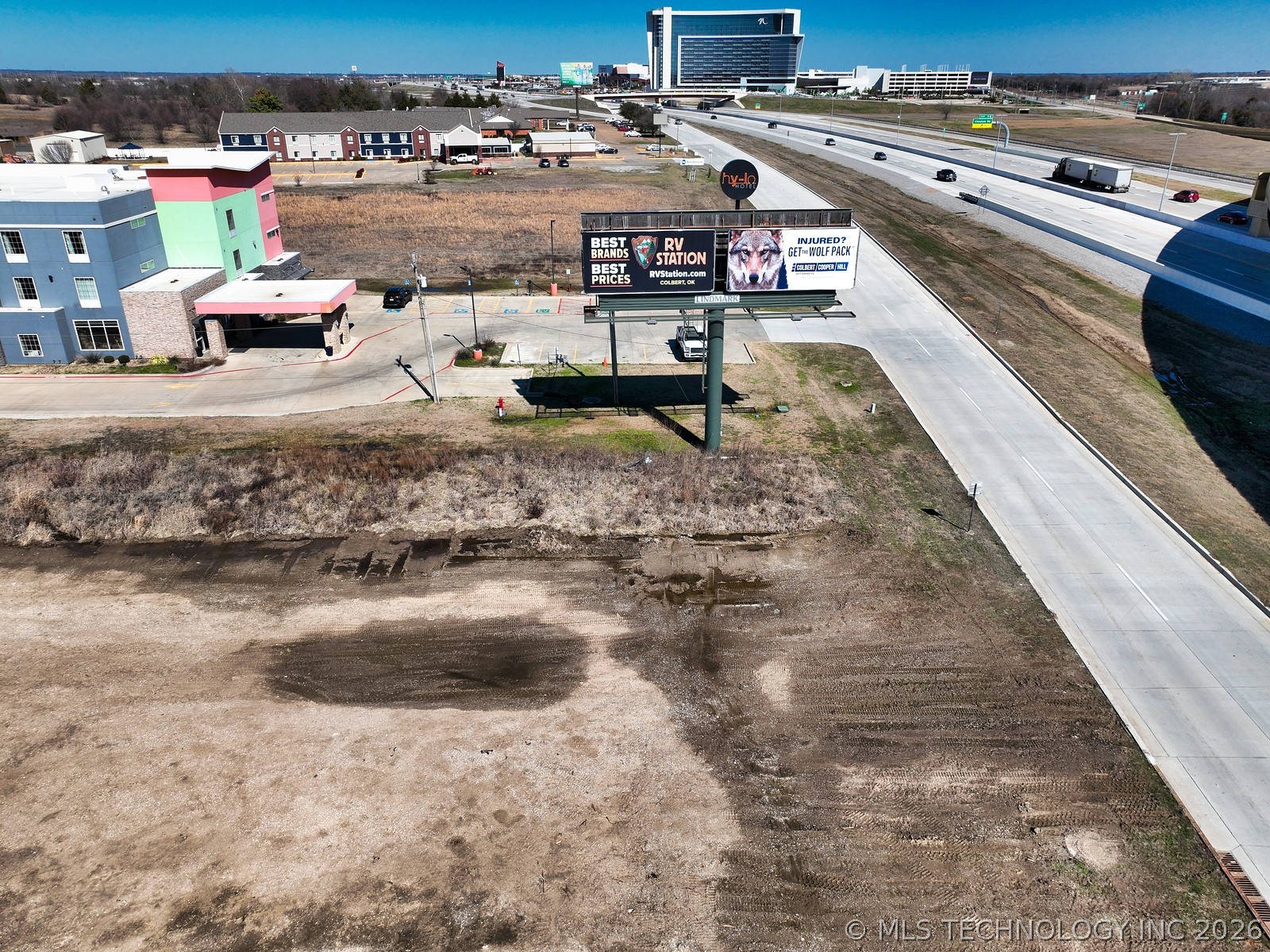 1007 N Service Road Property Photo 13