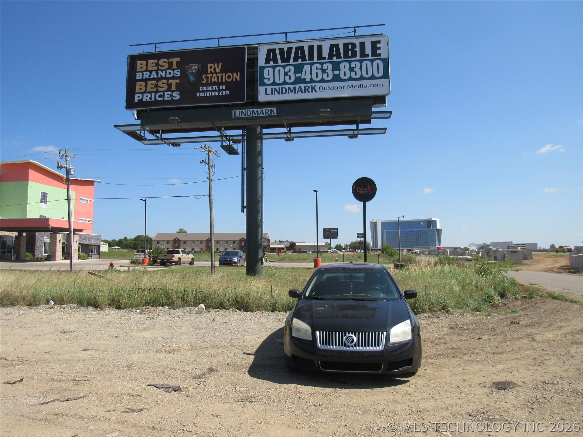 1007 N Service Road Property Photo 31