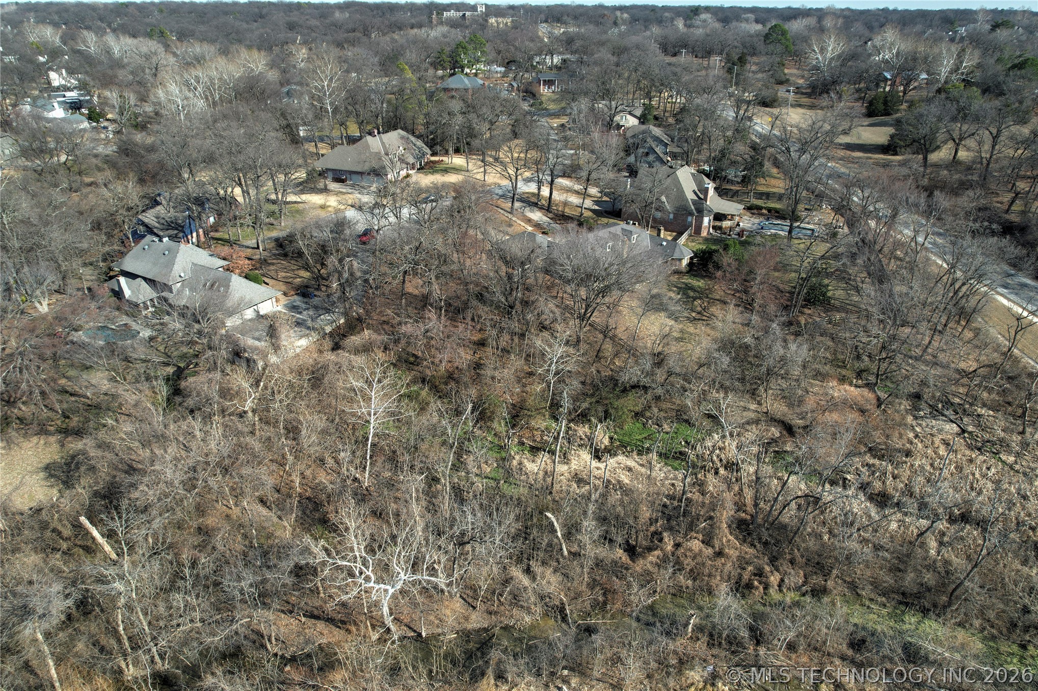 3302 E 100th Place Property Photo 4