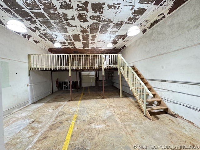 218 E Main Property Photo 7