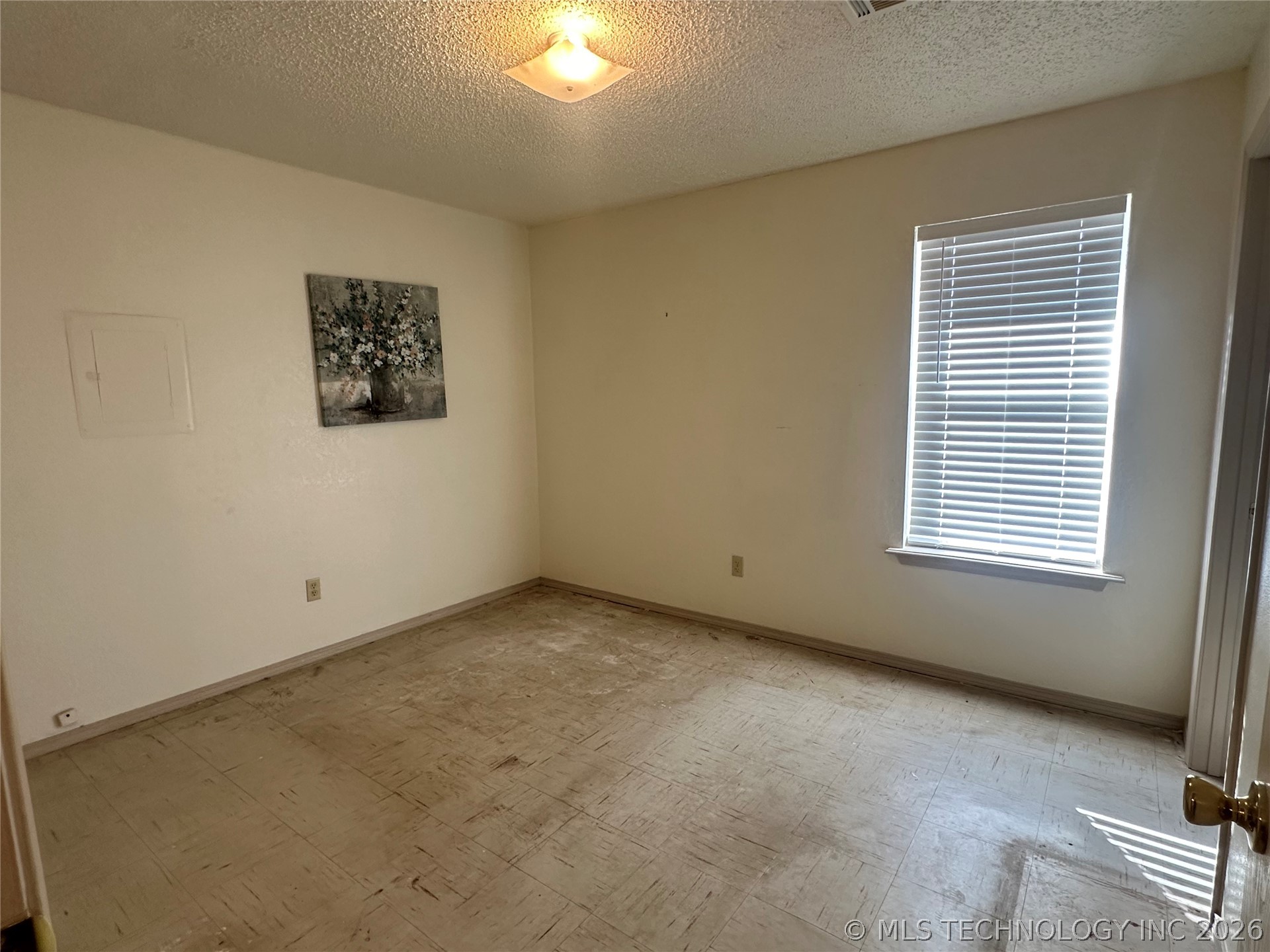 507 S 2nd Street Property Photo 11