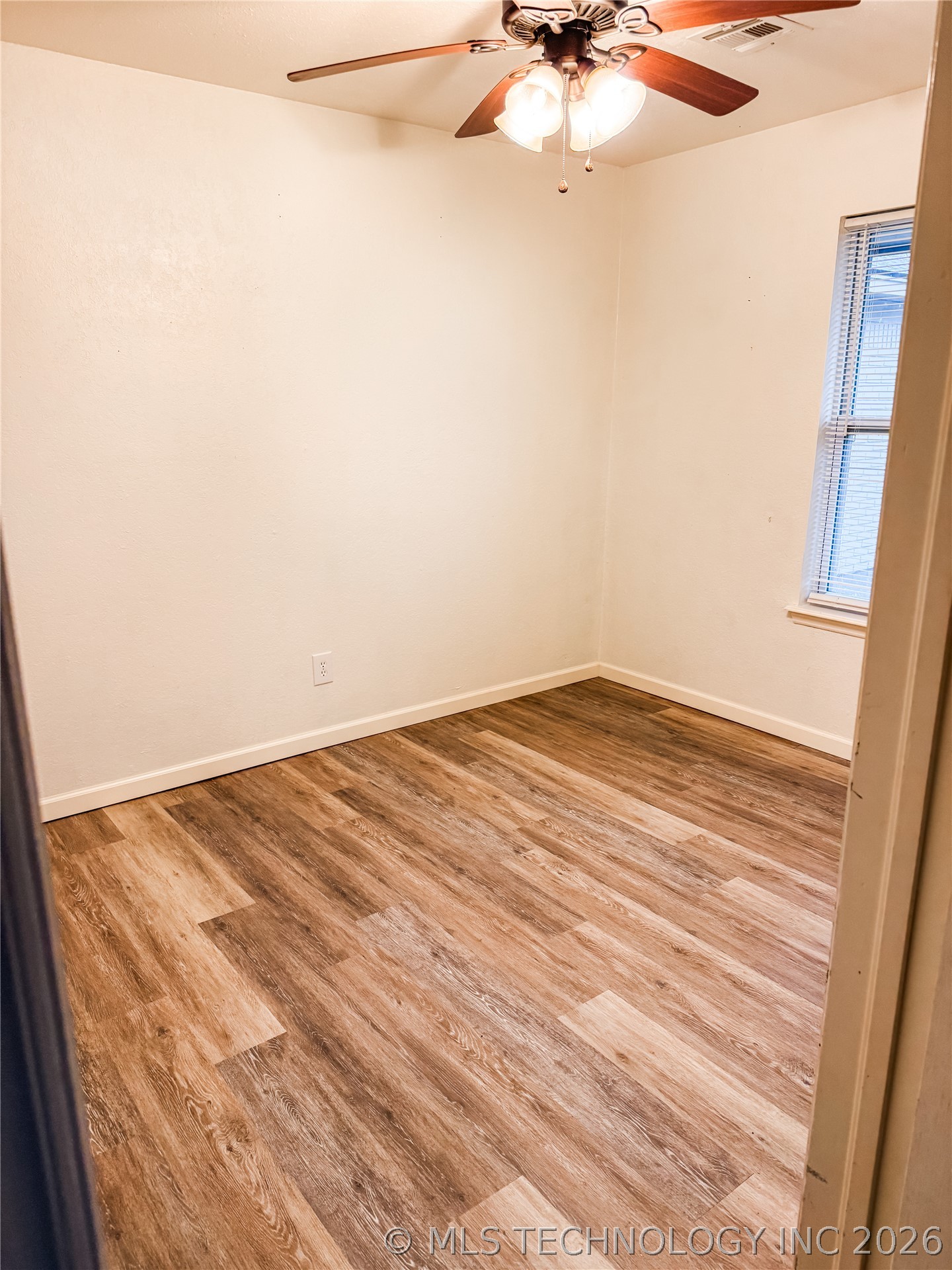 12738 S 121st East Avenue Property Photo 11